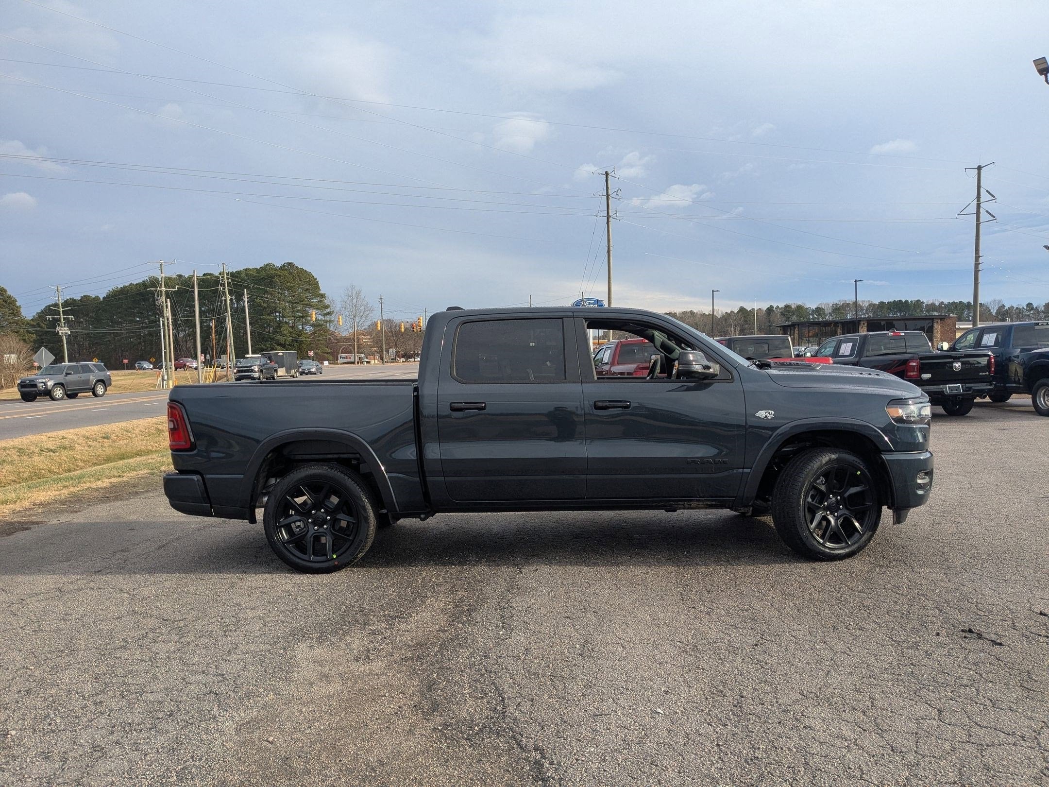 2026 RAM 1500 RAM 1500 LARAMIE CREW CAB 4X4 5'7' BOX