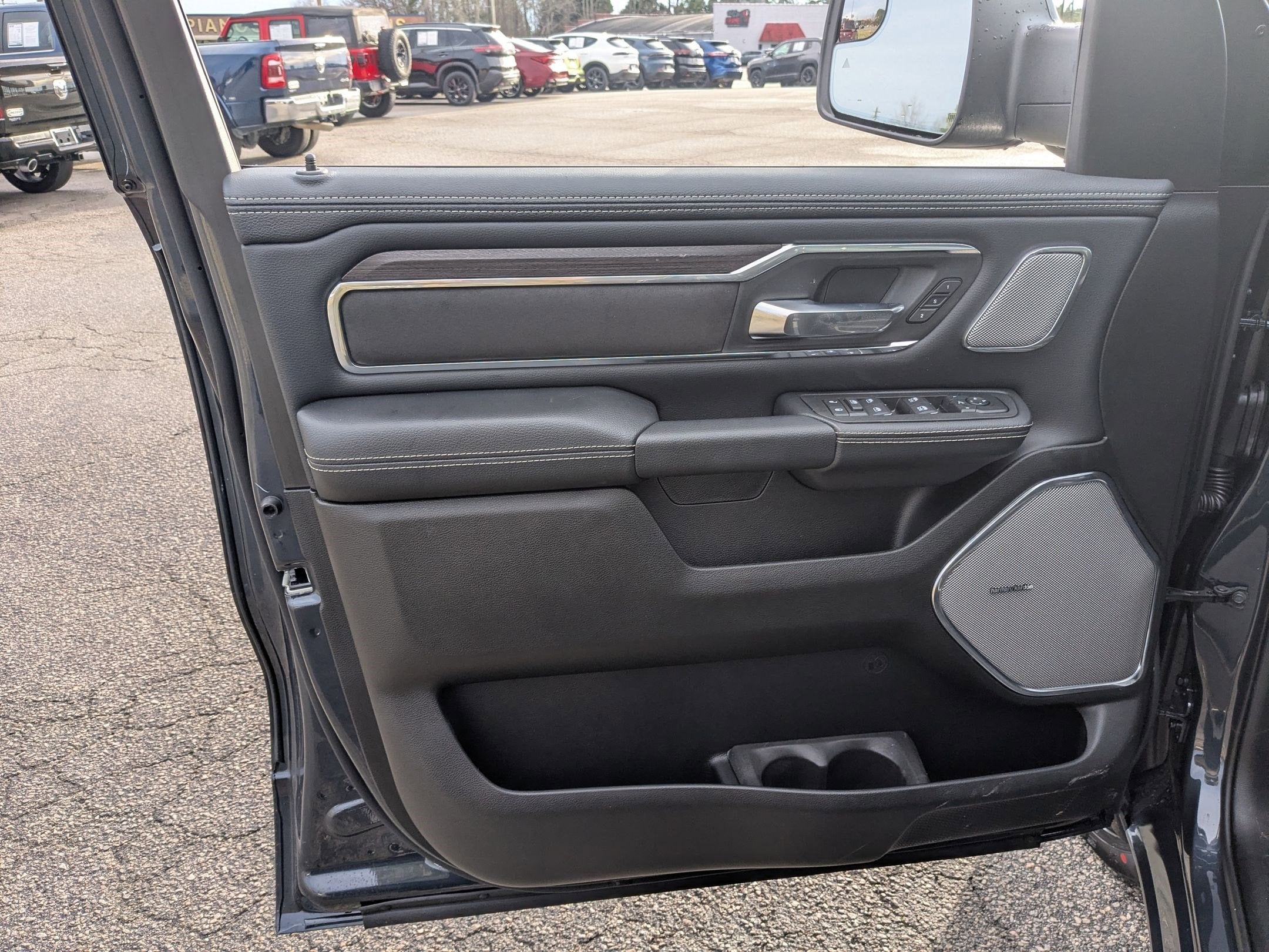 2026 RAM 1500 RAM 1500 LARAMIE CREW CAB 4X4 5'7' BOX