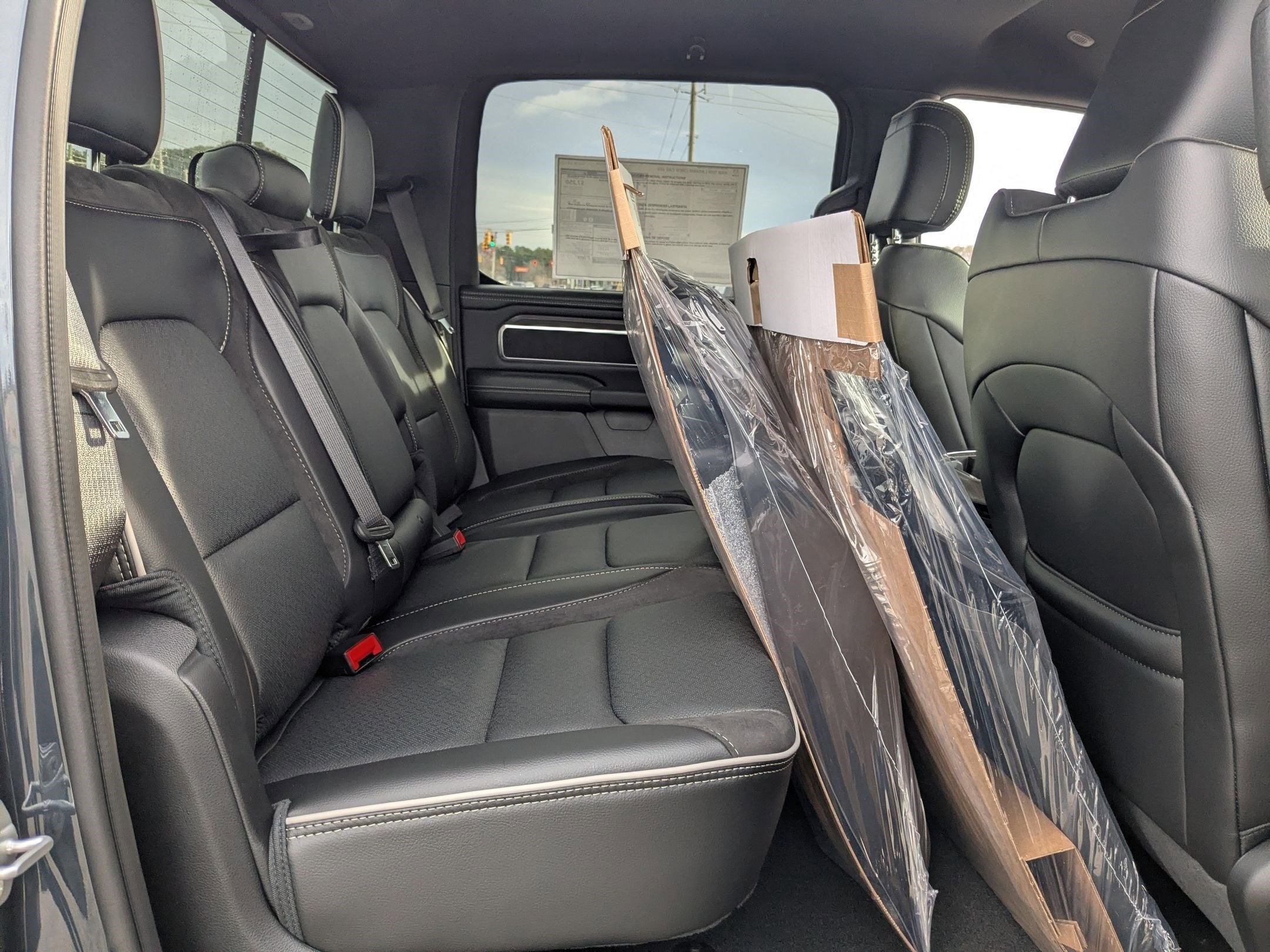 2026 RAM 1500 RAM 1500 LARAMIE CREW CAB 4X4 5'7' BOX