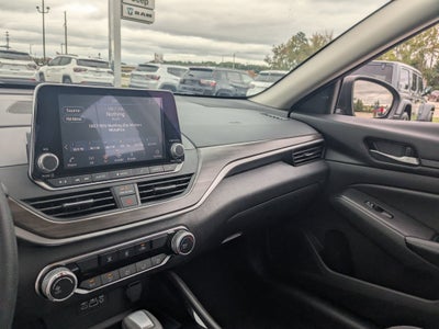 2024 Nissan Altima SV FWD