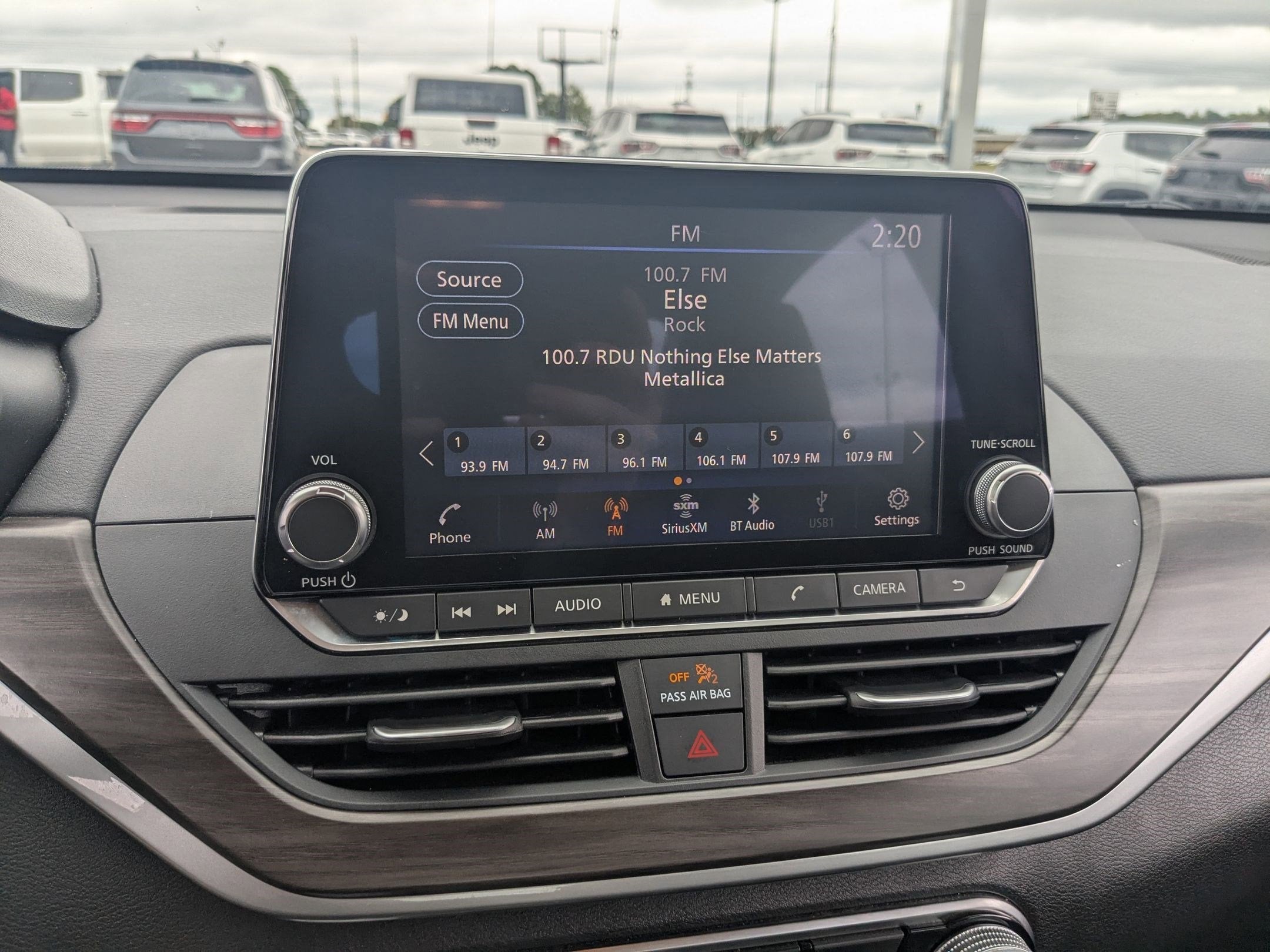 2024 Nissan Altima SV FWD