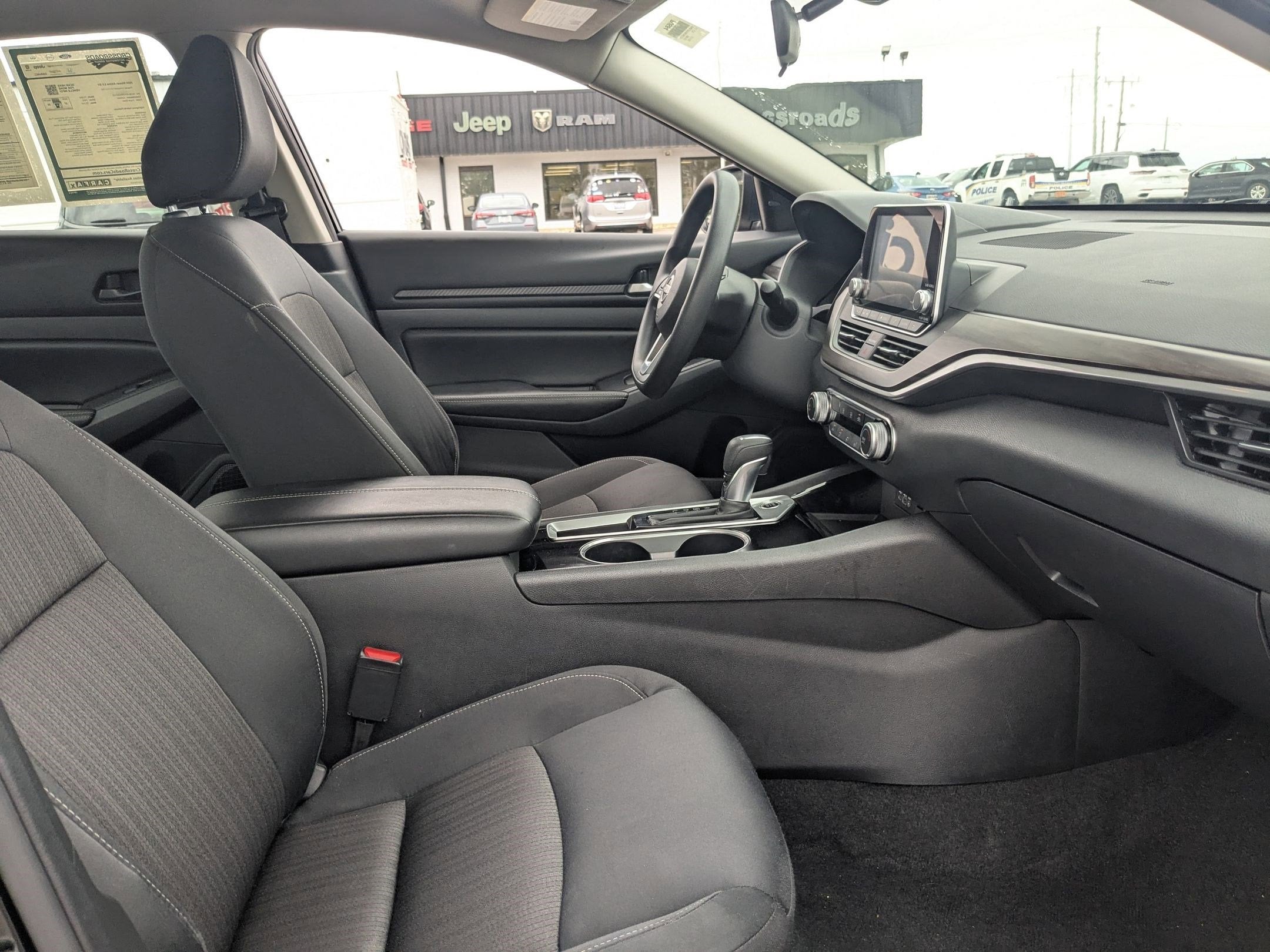 2024 Nissan Altima SV FWD