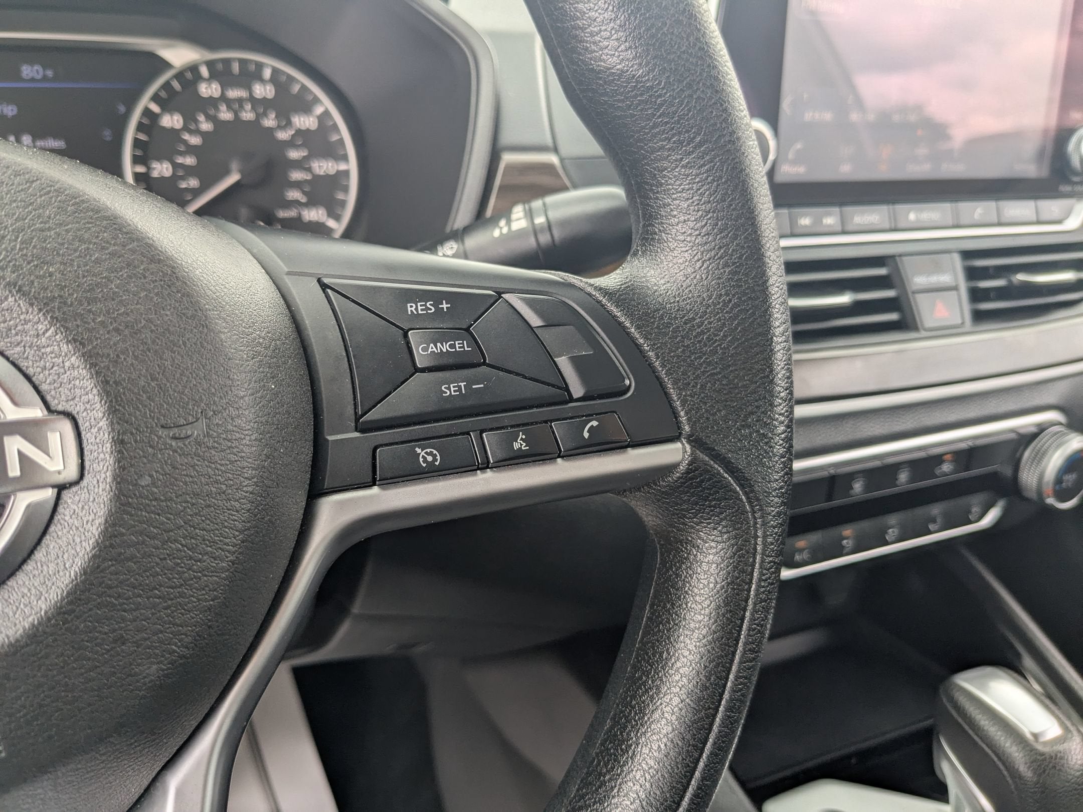 2024 Nissan Altima SV FWD