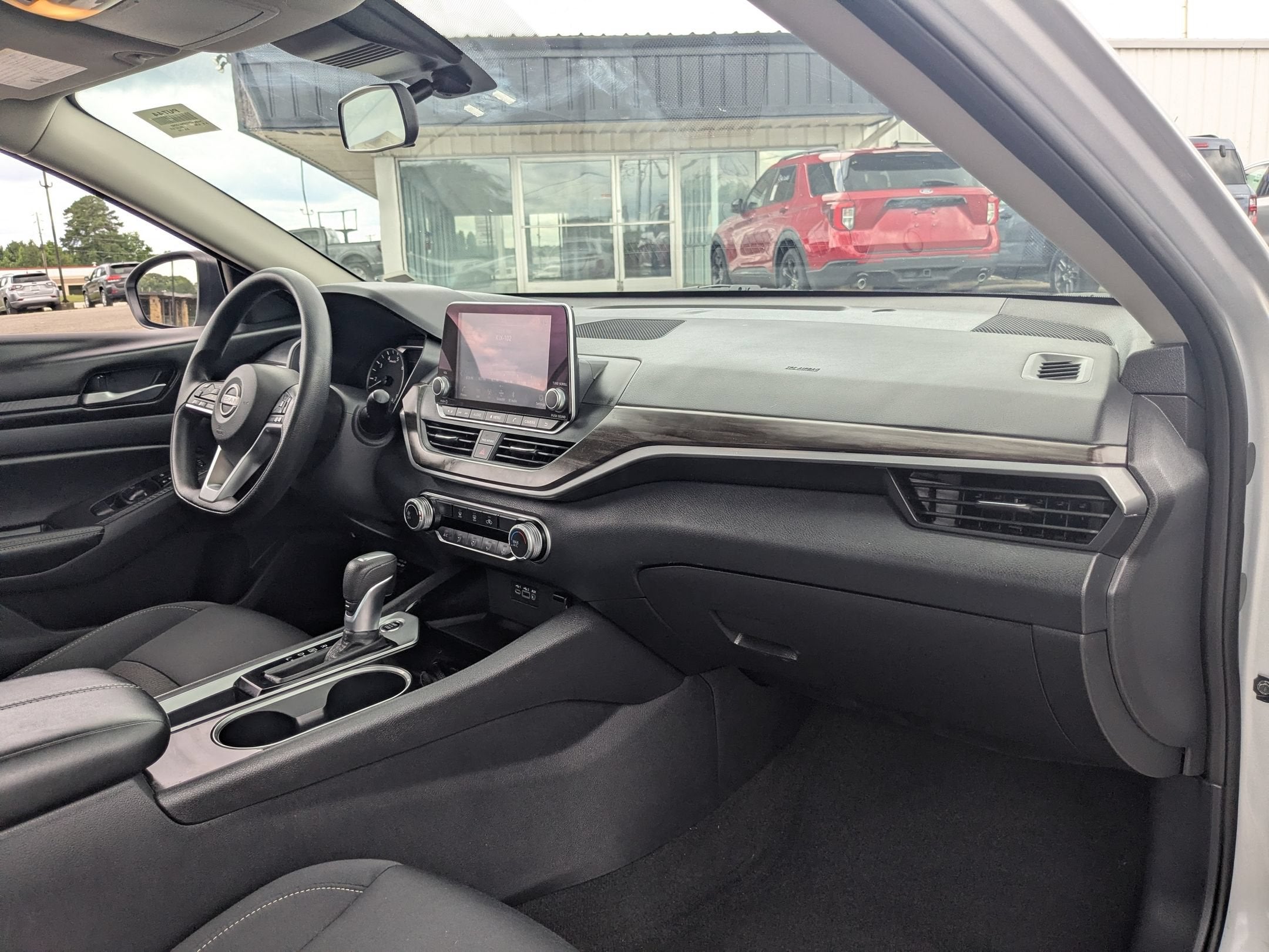 2024 Nissan Altima SV FWD