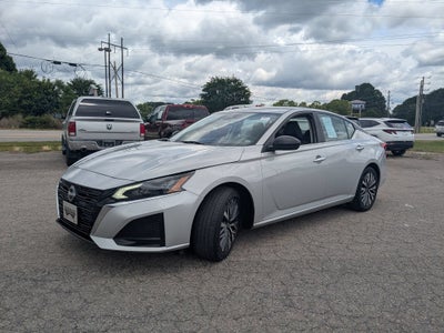 2024 Nissan Altima SV FWD