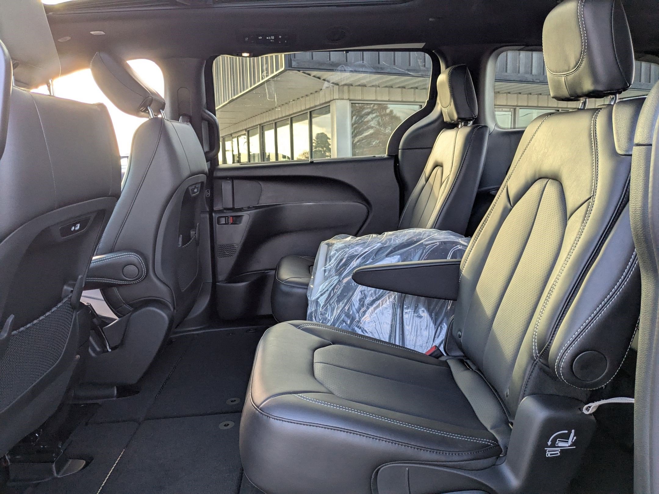 2026 Chrysler Pacifica PACIFICA SELECT