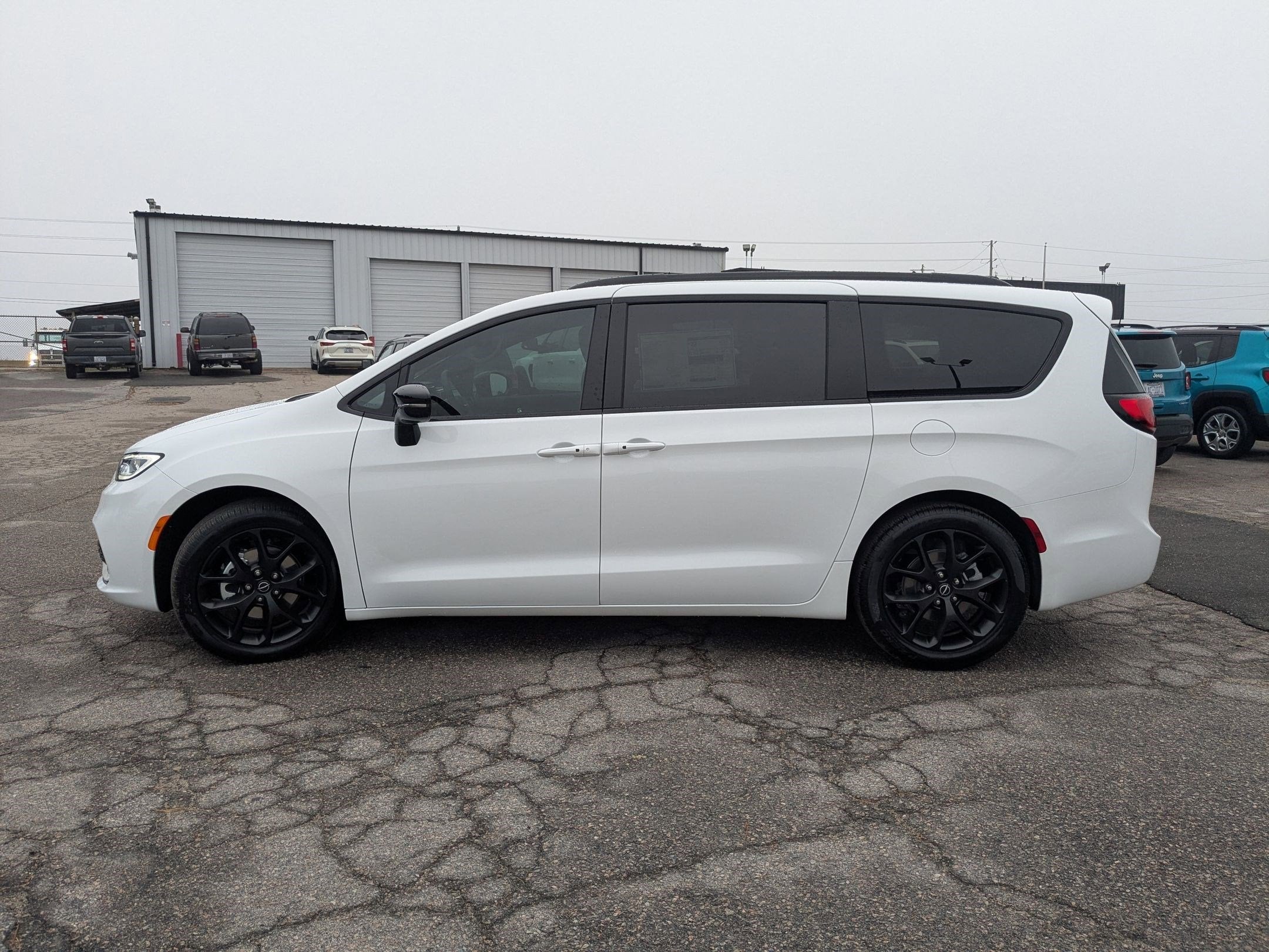 2026 Chrysler Pacifica PACIFICA SELECT