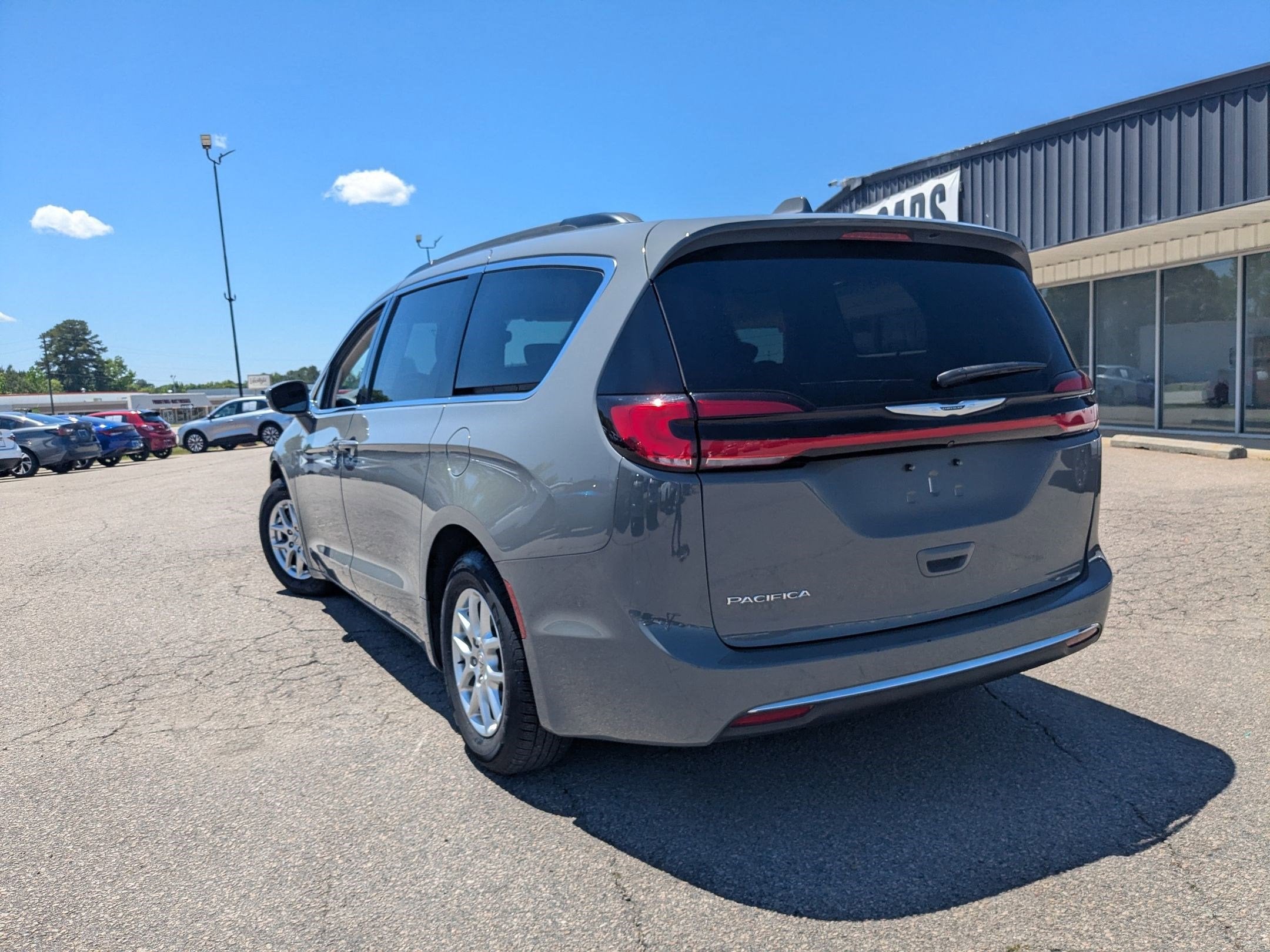 2022 Chrysler Pacifica Touring L