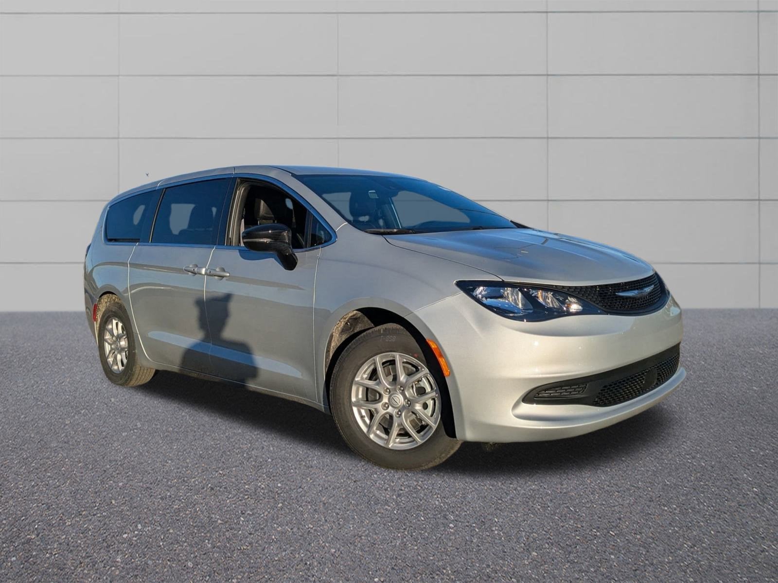 2026 Chrysler Voyager VOYAGER LX