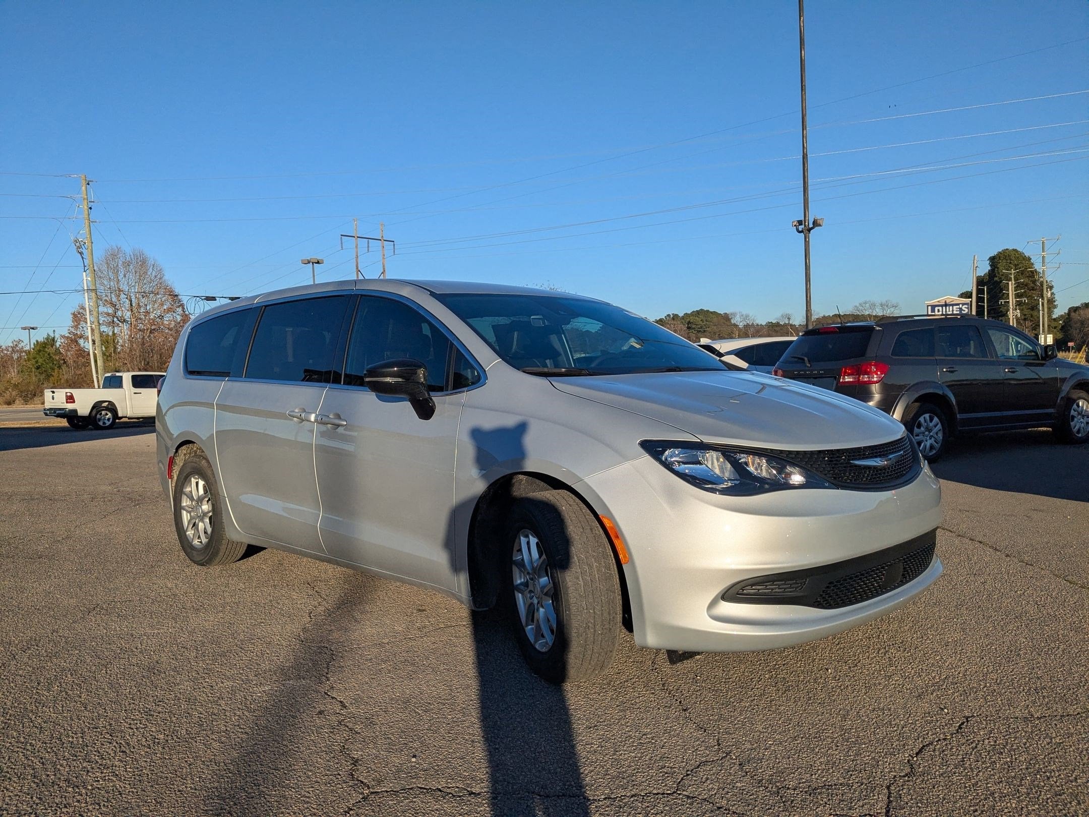 2026 Chrysler Voyager VOYAGER LX
