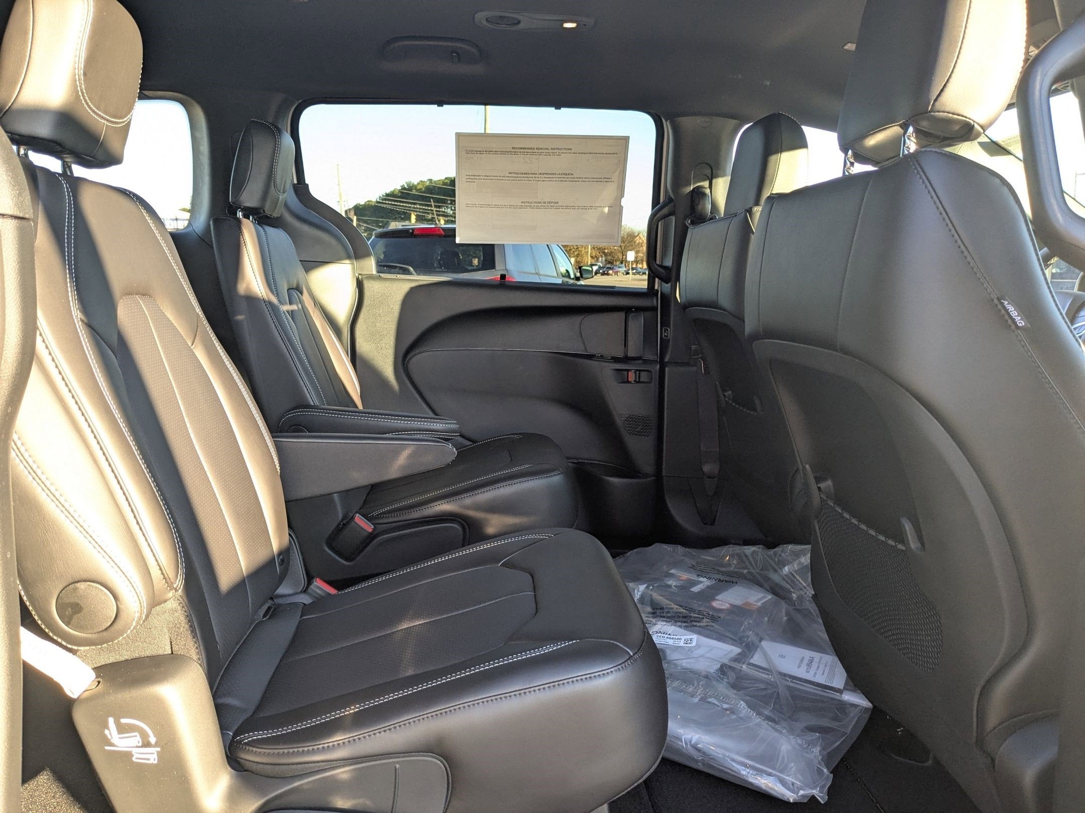 2026 Chrysler Voyager VOYAGER LX