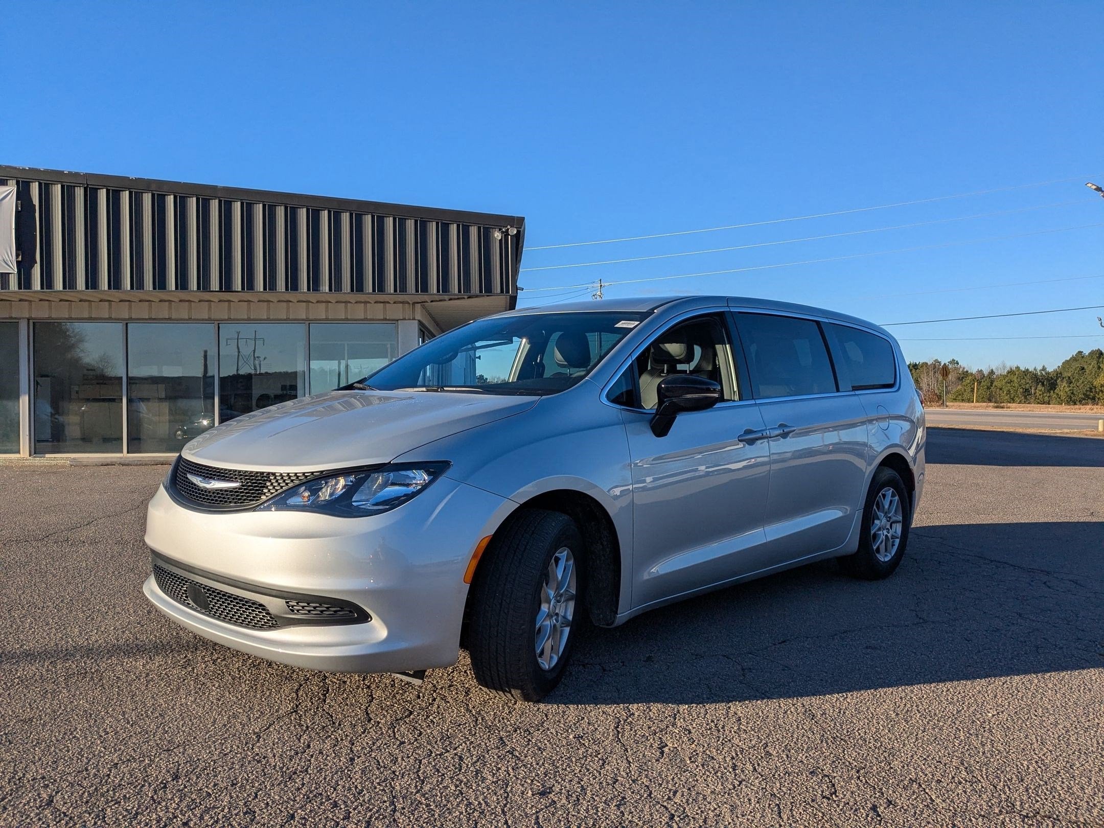 2026 Chrysler Voyager VOYAGER LX