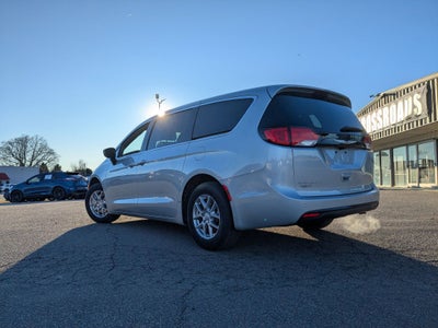 2026 Chrysler Voyager VOYAGER LX
