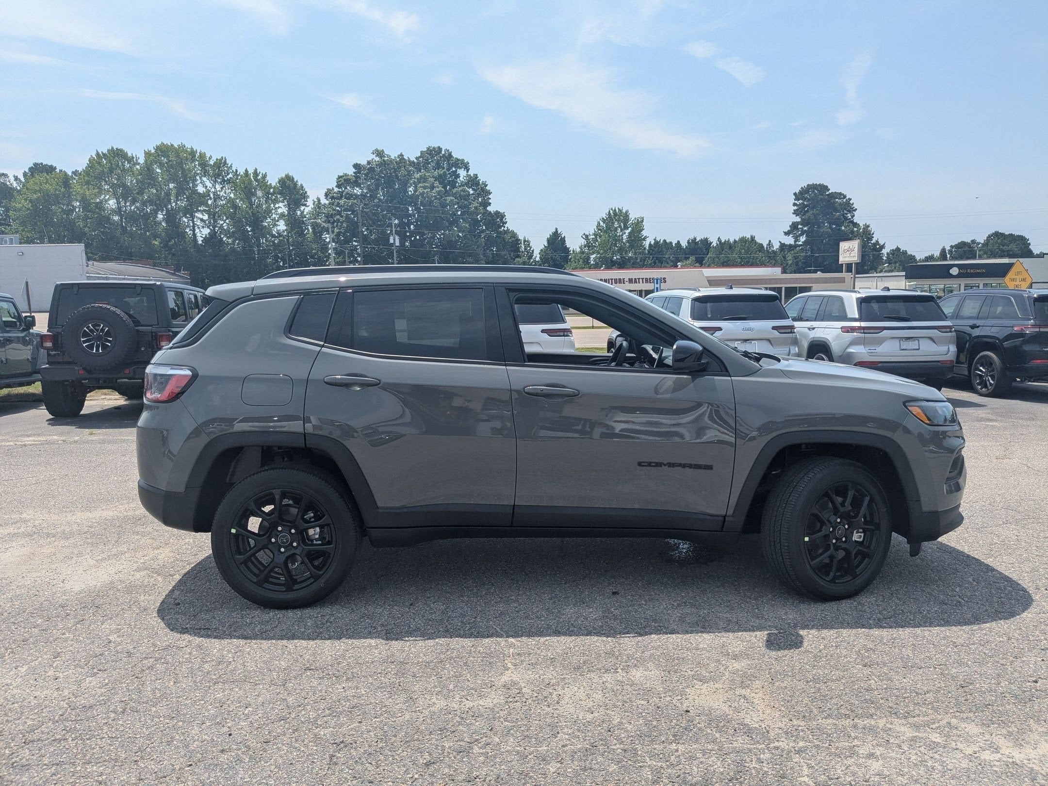 2026 Jeep Compass COMPASS LATITUDE ALTITUDE 4X4