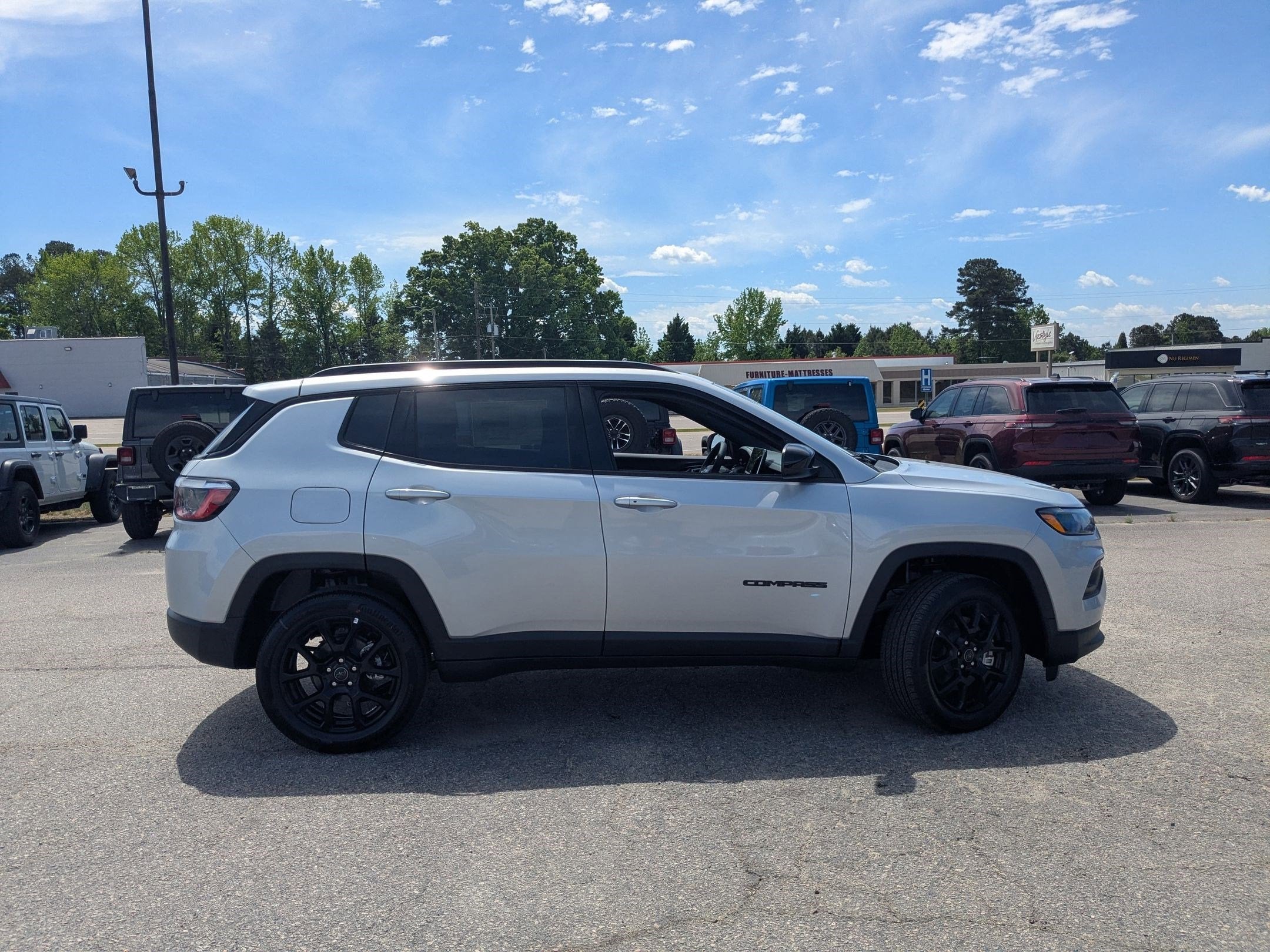 2026 Jeep Compass COMPASS LATITUDE ALTITUDE 4X4