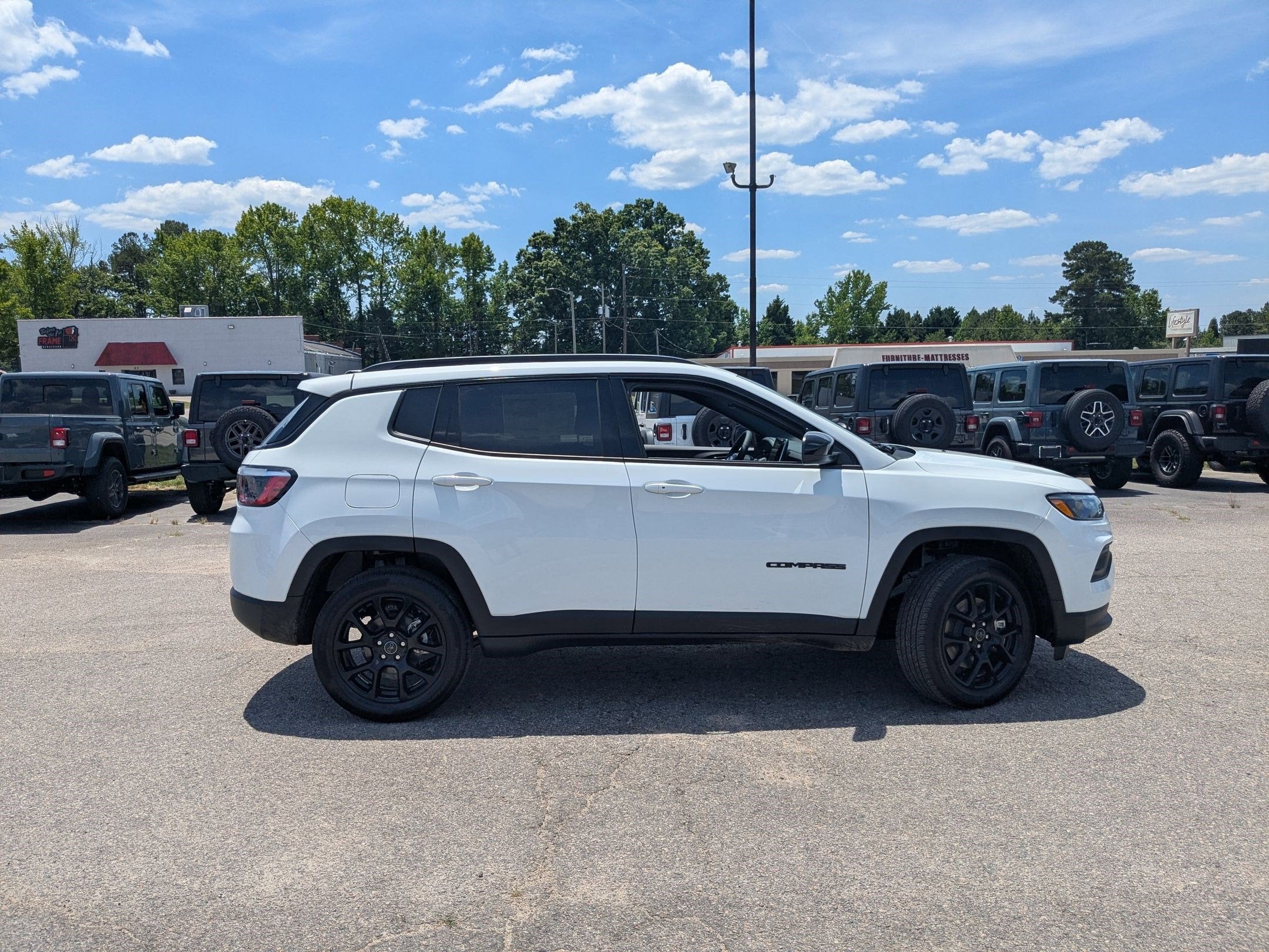 2026 Jeep Compass COMPASS LATITUDE ALTITUDE 4X4
