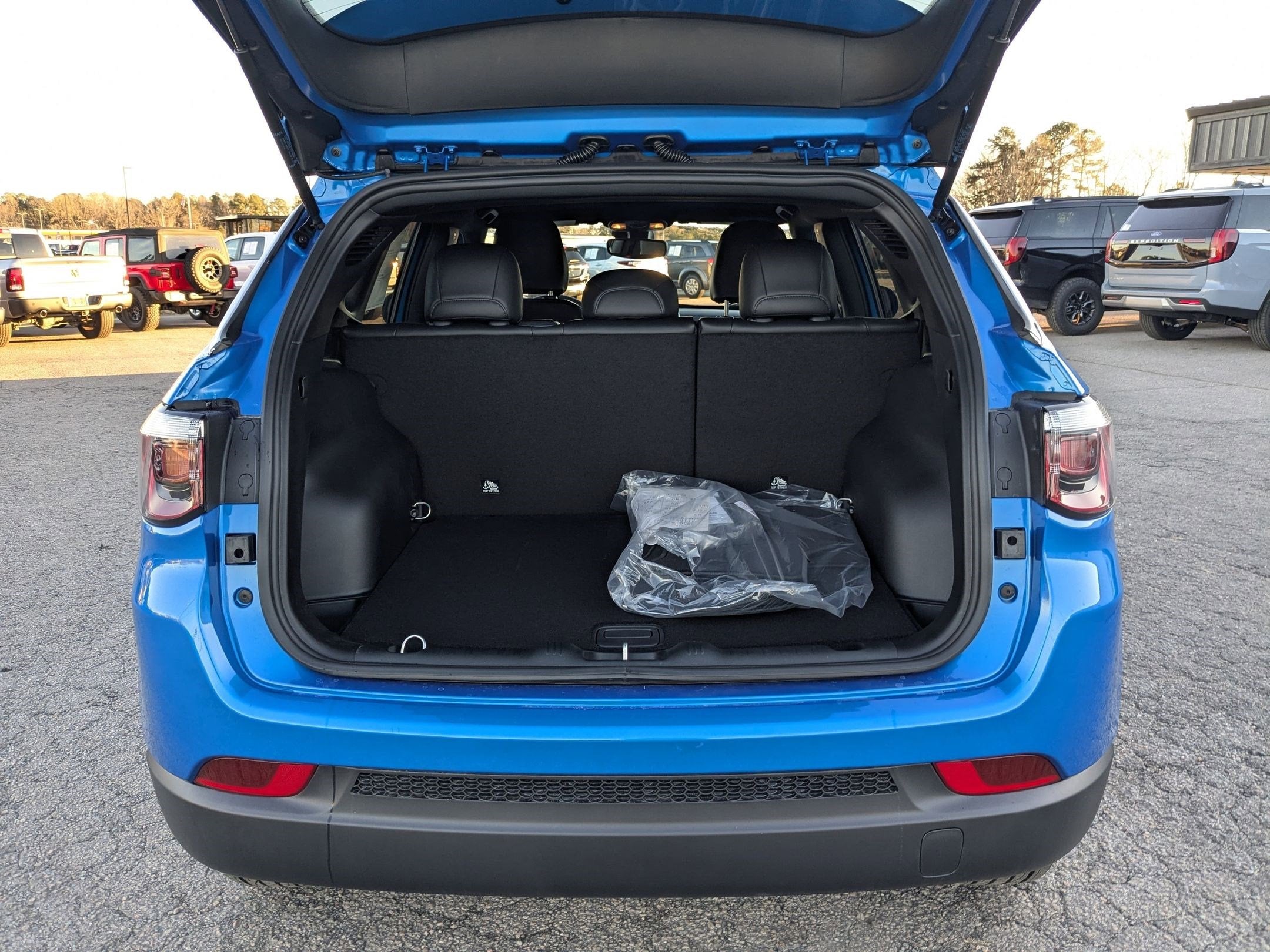 2026 Jeep Compass COMPASS LATITUDE 4X4