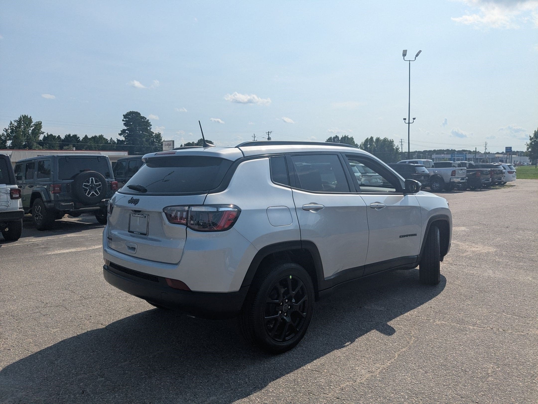 2026 Jeep Compass COMPASS LATITUDE ALTITUDE 4X4
