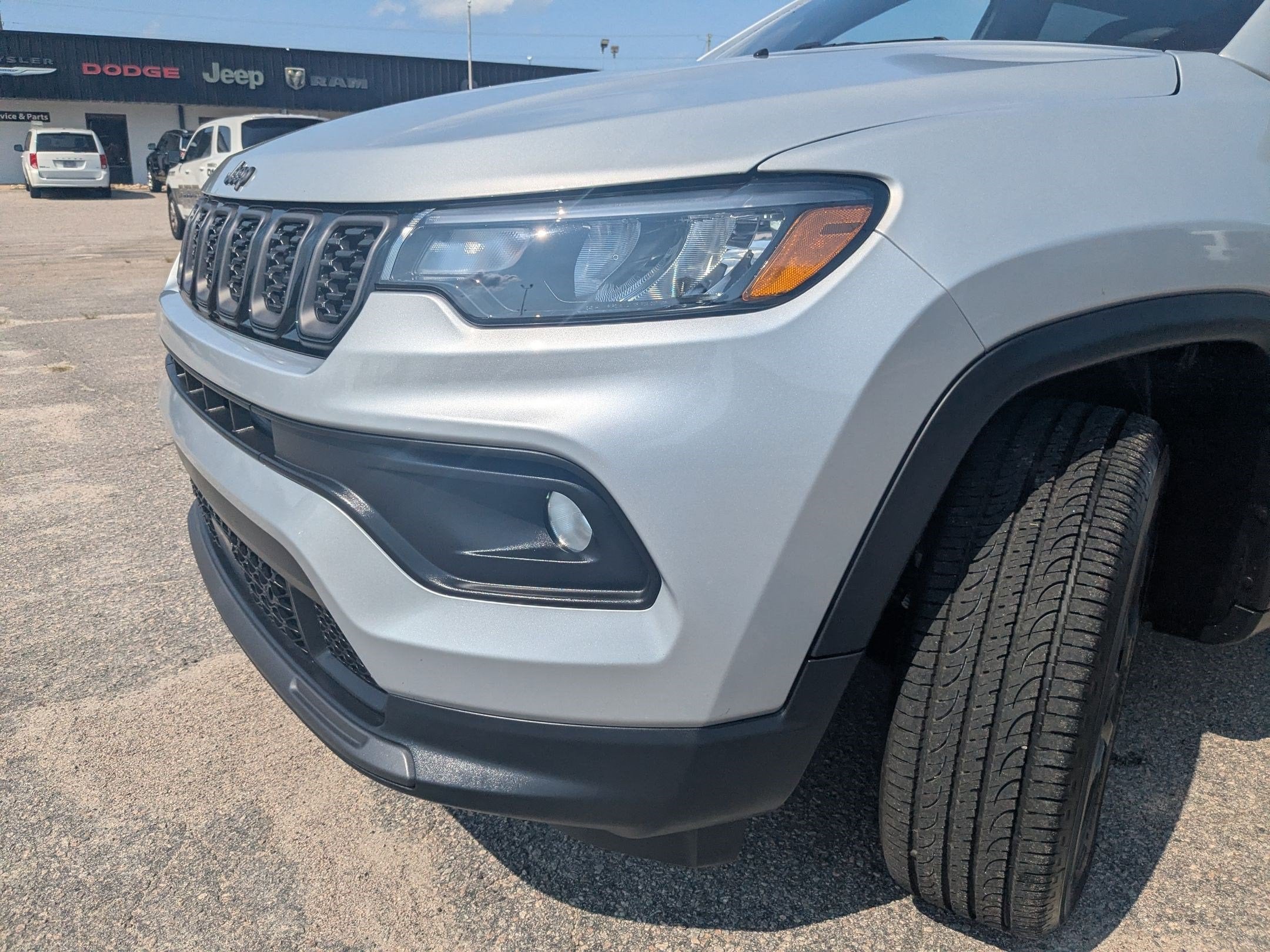 2026 Jeep Compass COMPASS LATITUDE ALTITUDE 4X4