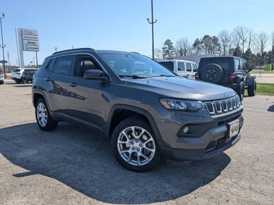 2023 Jeep Compass Latitude Lux FWD