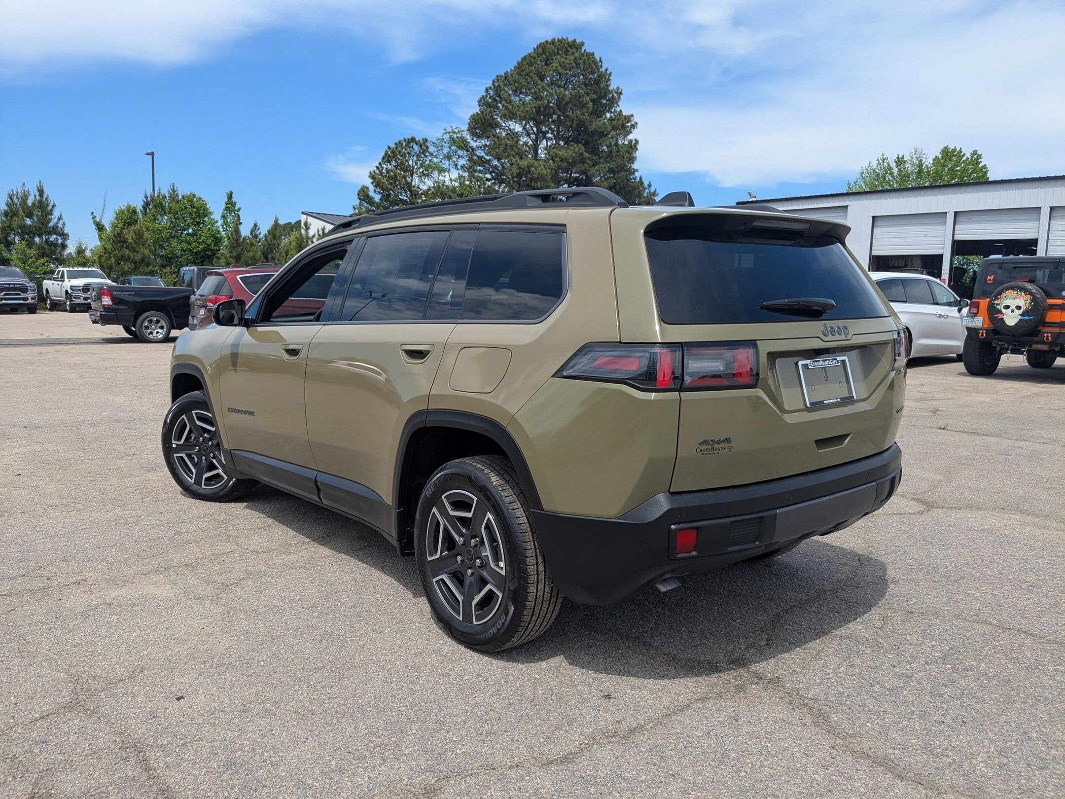 2026 Jeep Cherokee CHEROKEE LAREDO 4X4