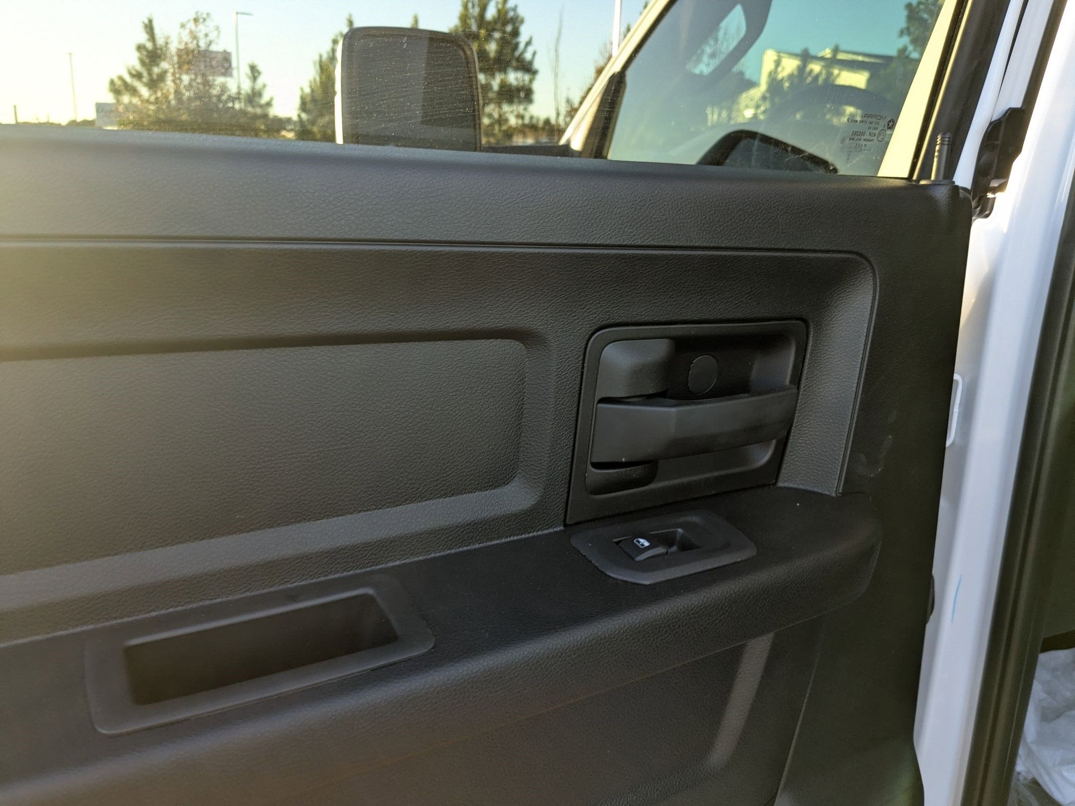 2026 RAM 2500 RAM 2500 TRADESMAN CREW CAB 4X4 6'4' BOX