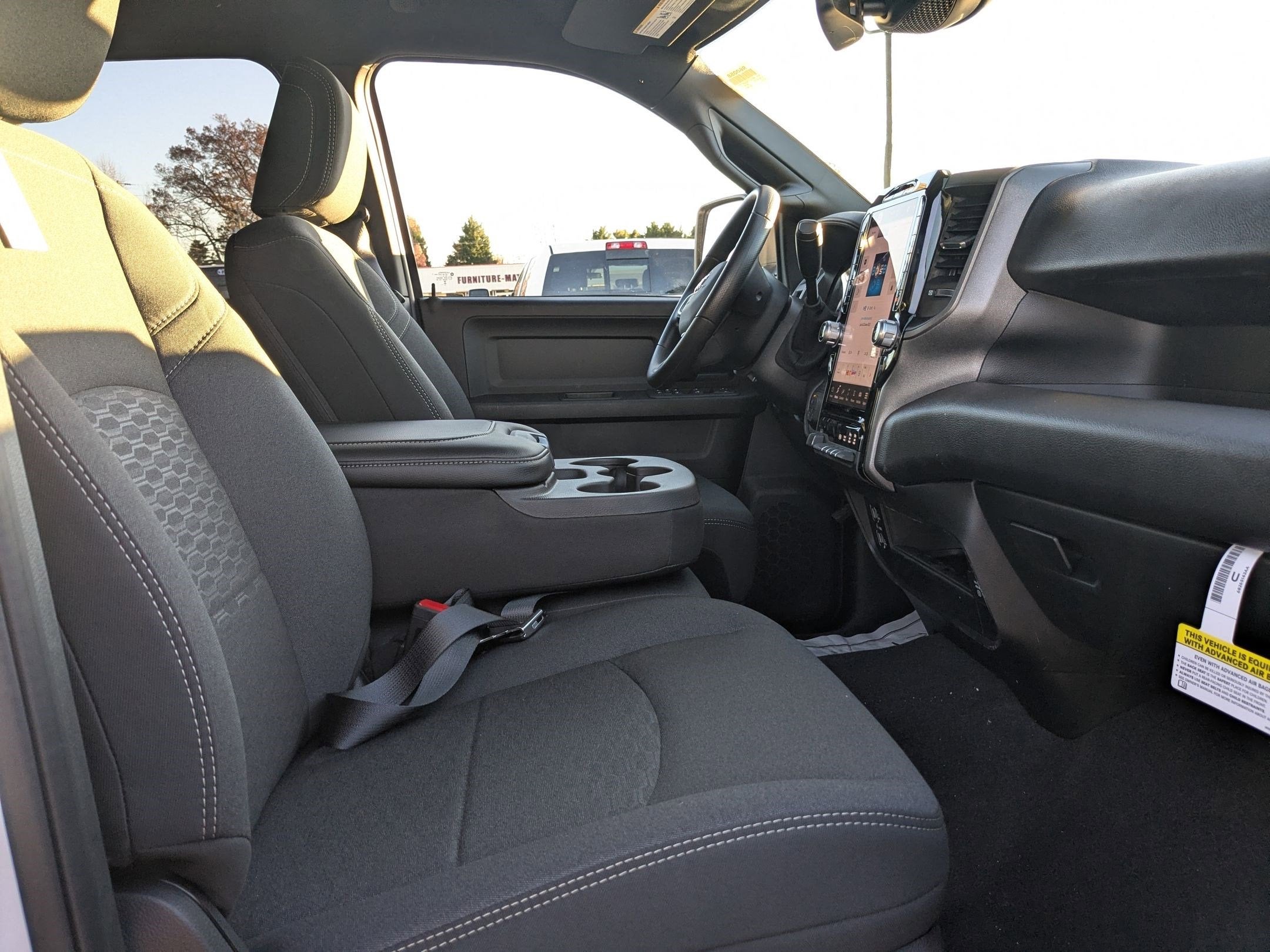 2026 RAM 2500 RAM 2500 TRADESMAN CREW CAB 4X4 6'4' BOX