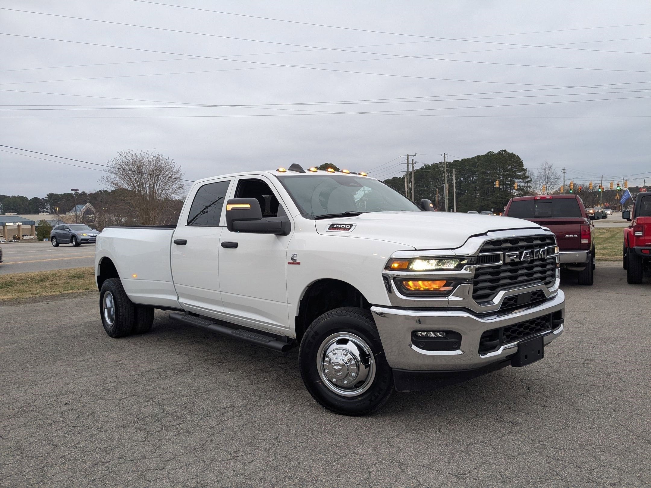 2026 RAM 3500 RAM 3500 TRADESMAN CREW CAB 4X4 8' BOX