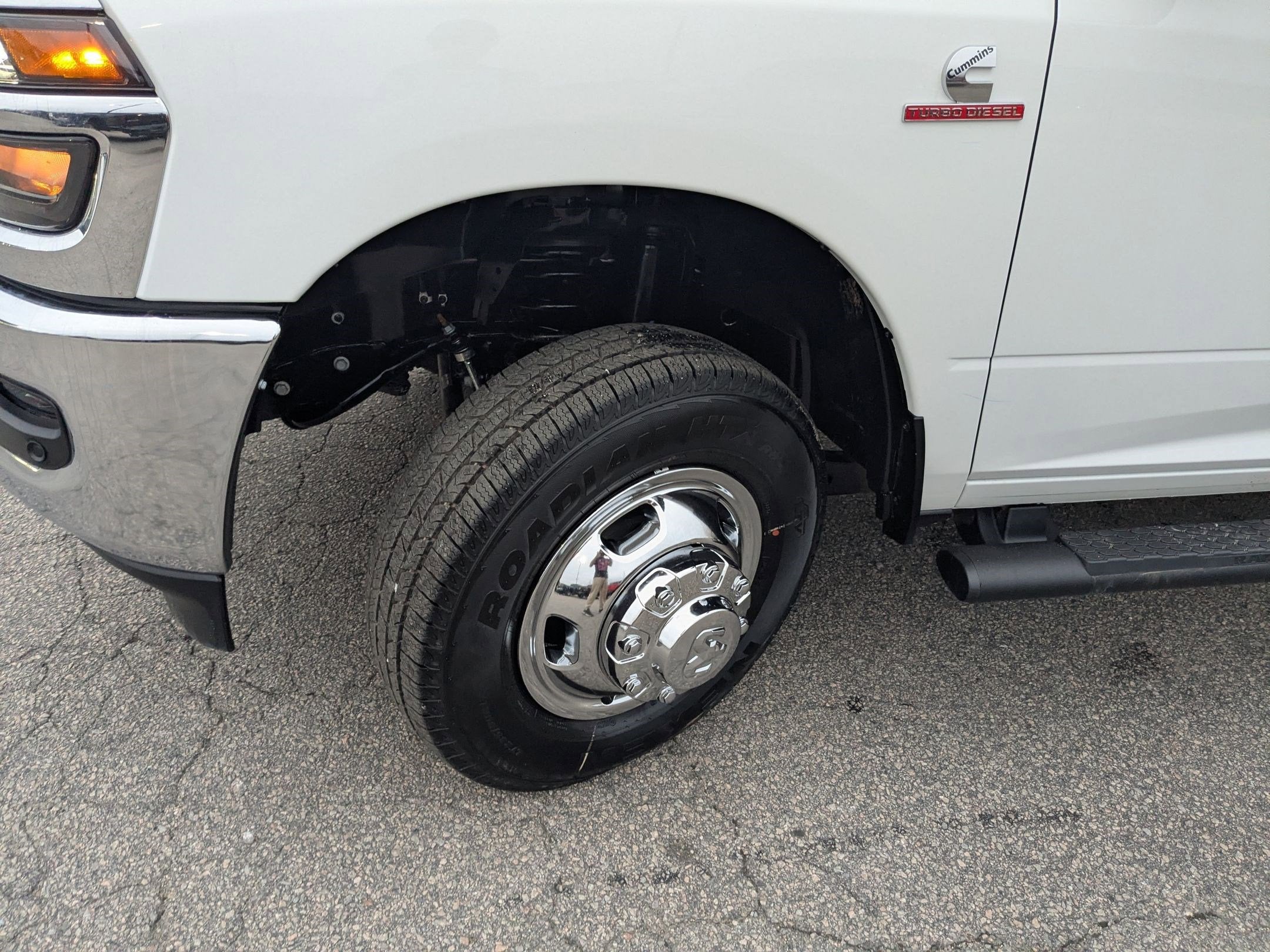 2026 RAM 3500 RAM 3500 TRADESMAN CREW CAB 4X4 8' BOX