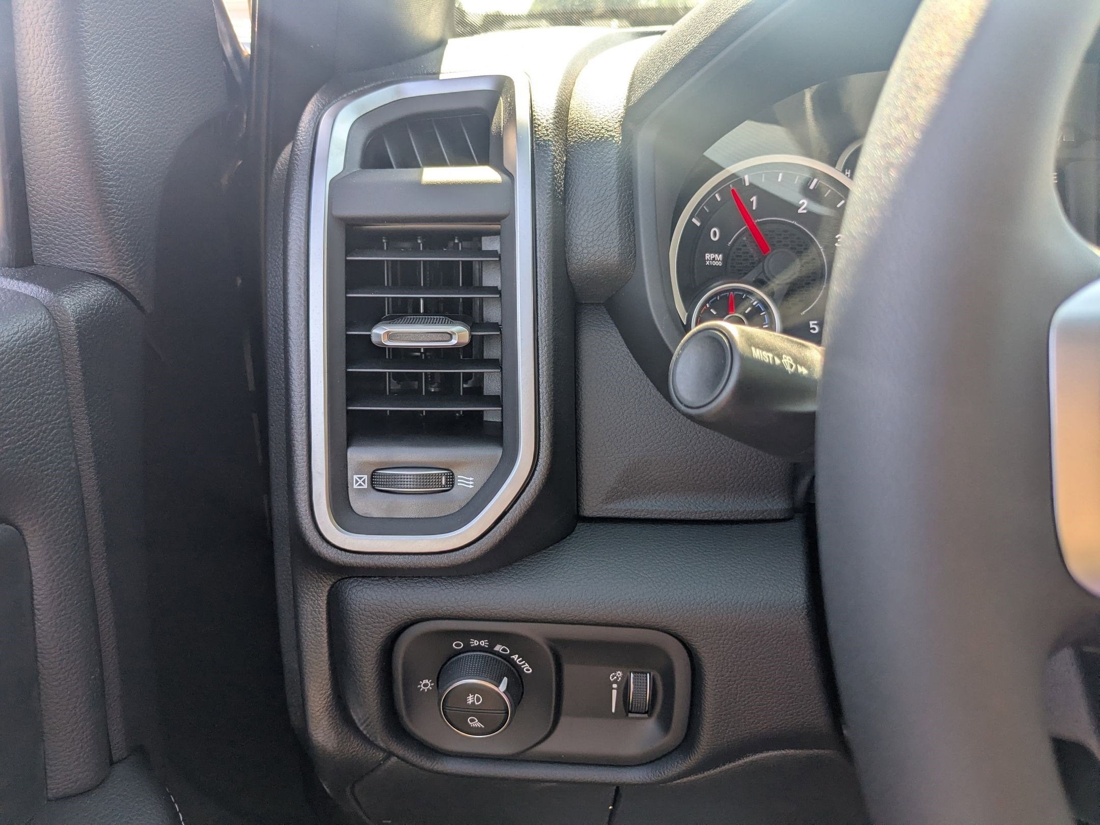 2026 RAM 3500 RAM 3500 BIG HORN CREW CAB 4X4 8' BOX
