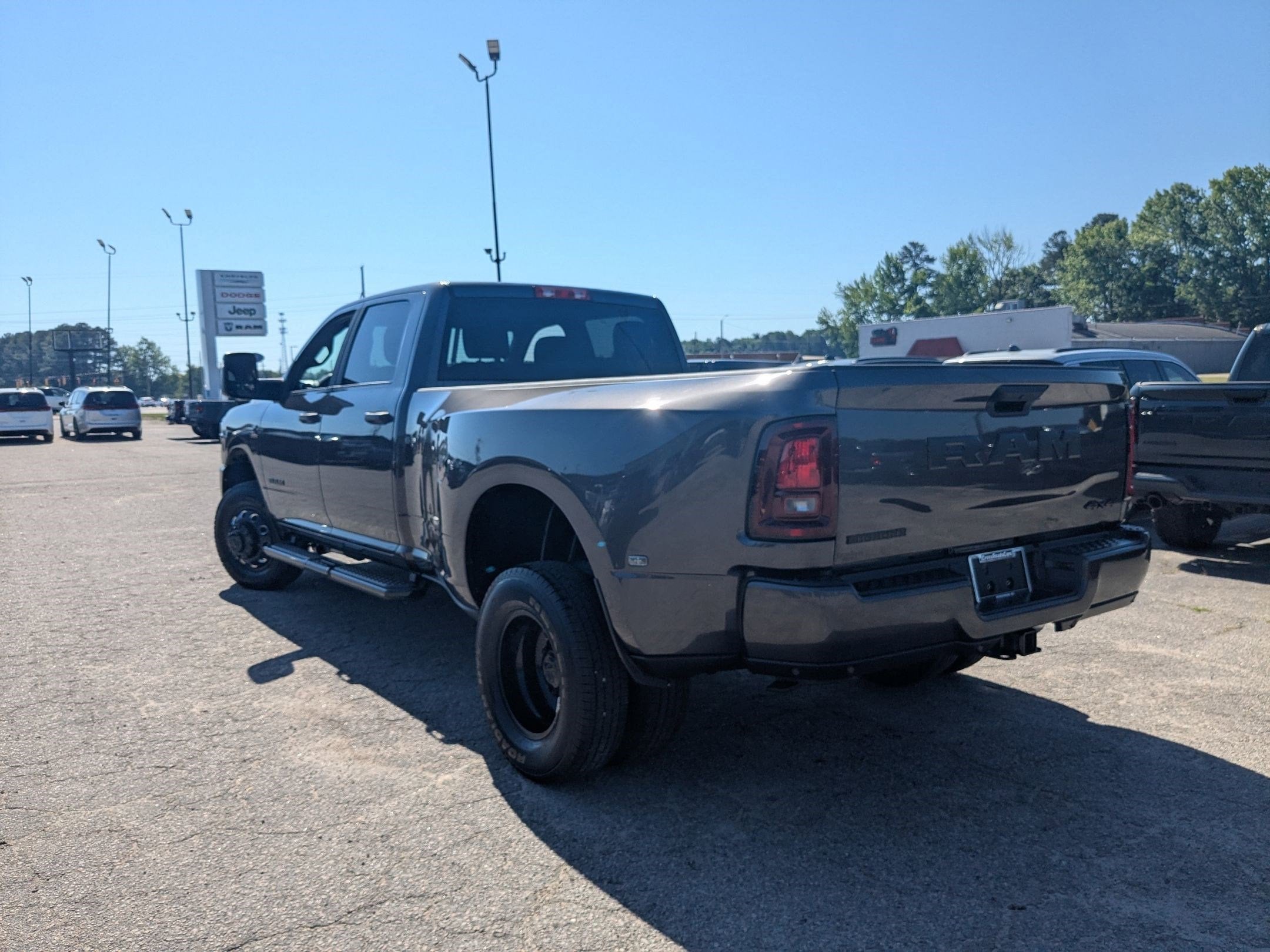 2026 RAM 3500 RAM 3500 BIG HORN CREW CAB 4X4 8' BOX