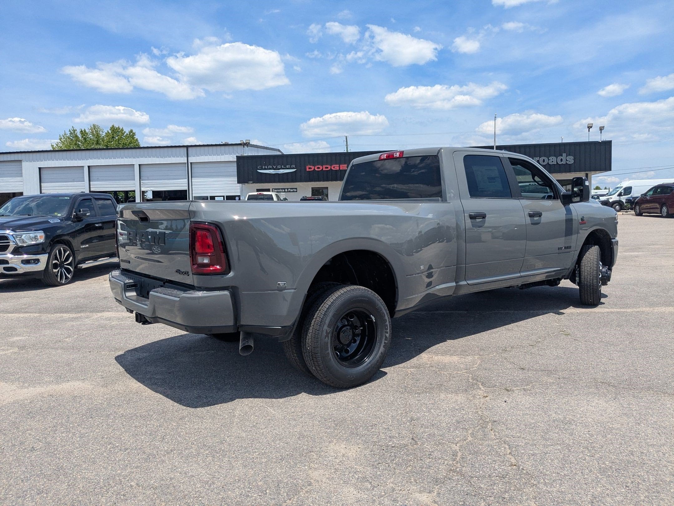 2026 RAM 3500 RAM 3500 BIG HORN CREW CAB 4X4 8' BOX
