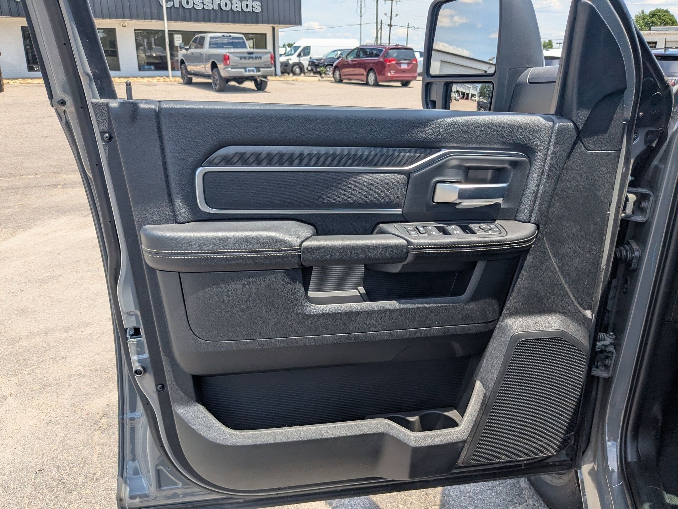 2026 RAM 3500 RAM 3500 BIG HORN CREW CAB 4X4 8' BOX
