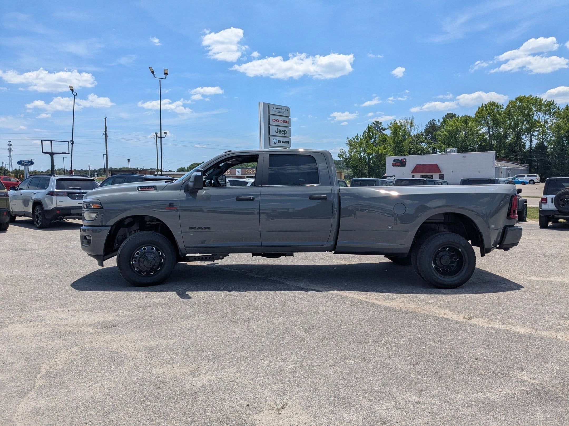 2026 RAM 3500 RAM 3500 BIG HORN CREW CAB 4X4 8' BOX