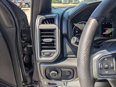 2026 RAM 1500 RAM 1500 EXPRESS CREW CAB 4X4 5'7' BOX