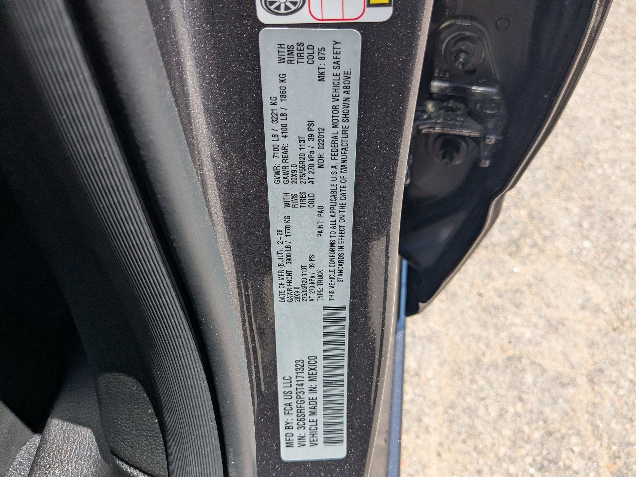 2026 RAM 1500 RAM 1500 EXPRESS CREW CAB 4X4 5'7' BOX