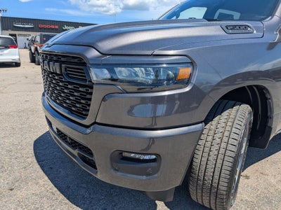 2026 RAM 1500 RAM 1500 EXPRESS CREW CAB 4X4 5'7' BOX