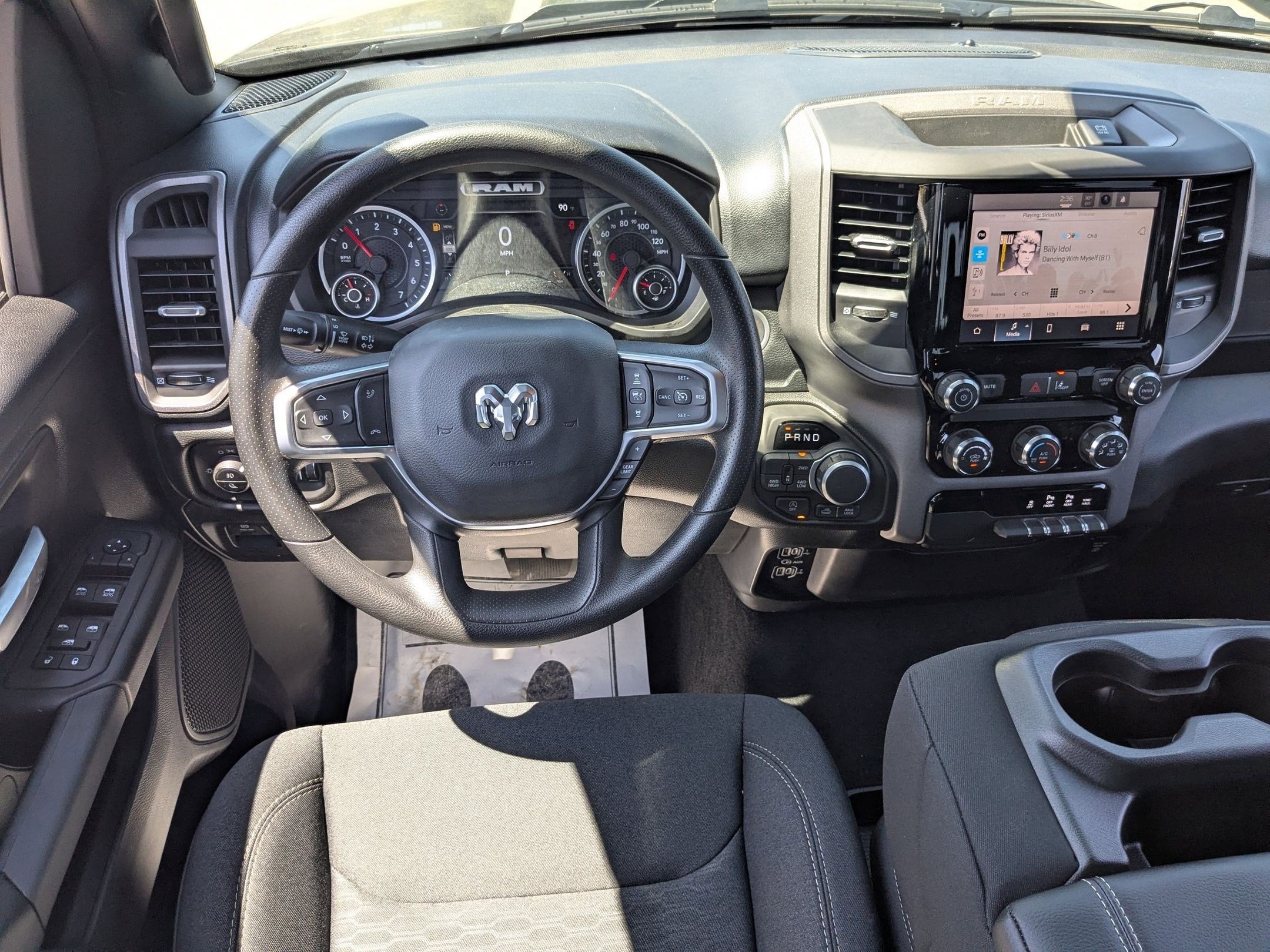 2026 RAM 1500 RAM 1500 WARLOCK CREW CAB 4X4 5'7' BOX