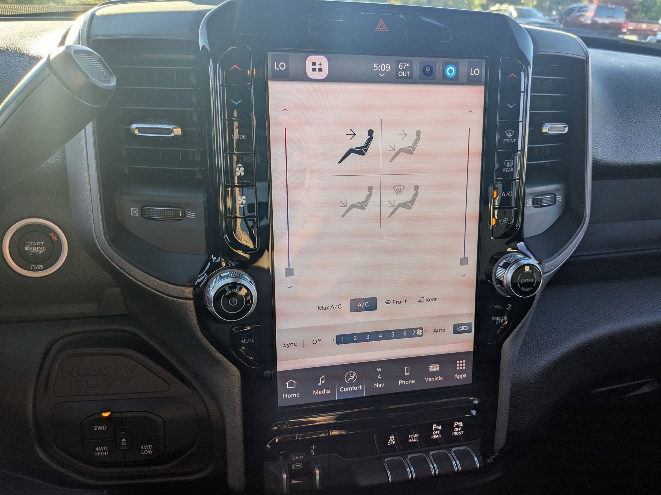 2026 RAM 2500 RAM 2500 TRADESMAN CREW CAB 4X4 6'4' BOX