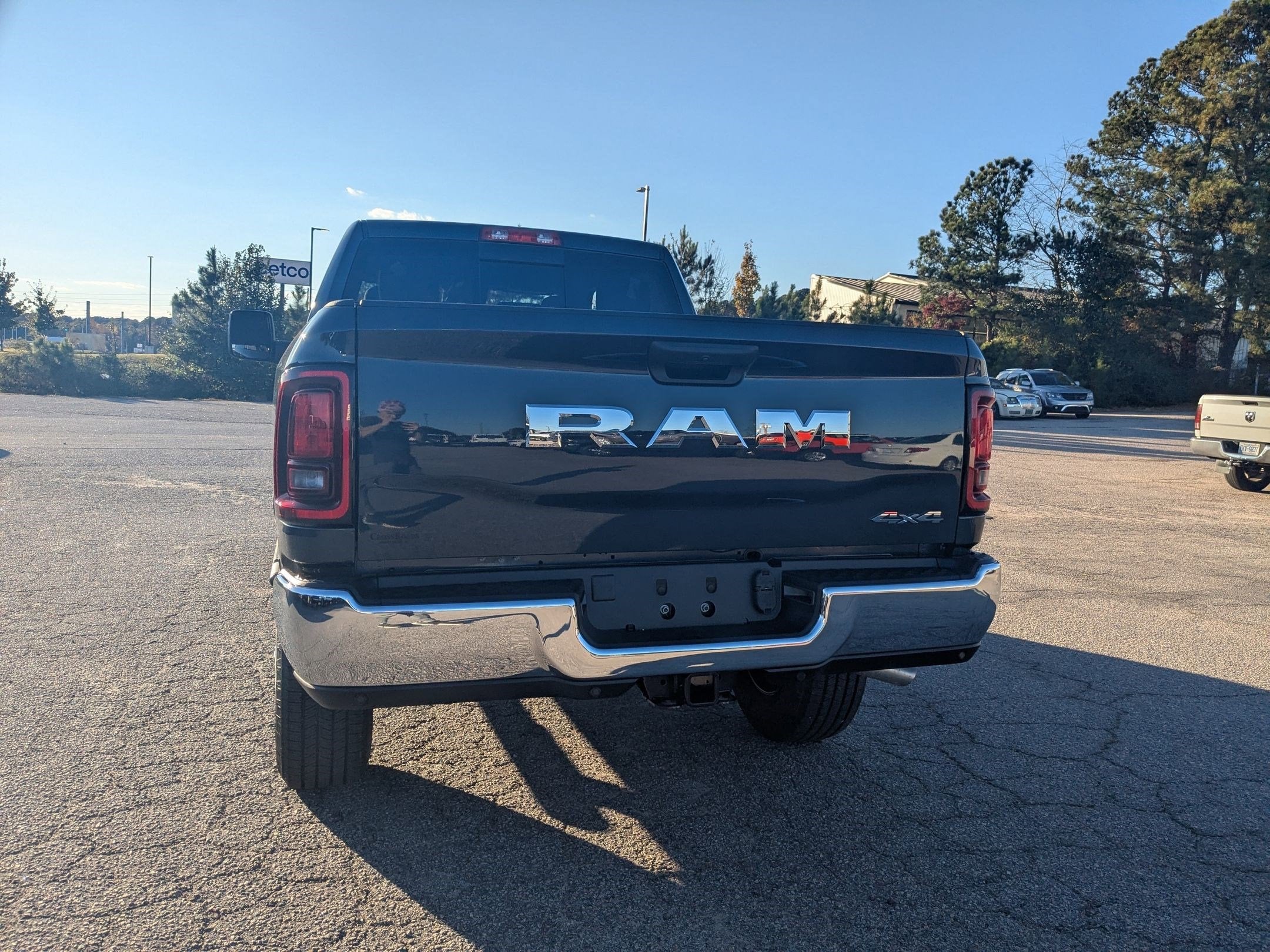 2026 RAM 2500 RAM 2500 TRADESMAN CREW CAB 4X4 6'4' BOX