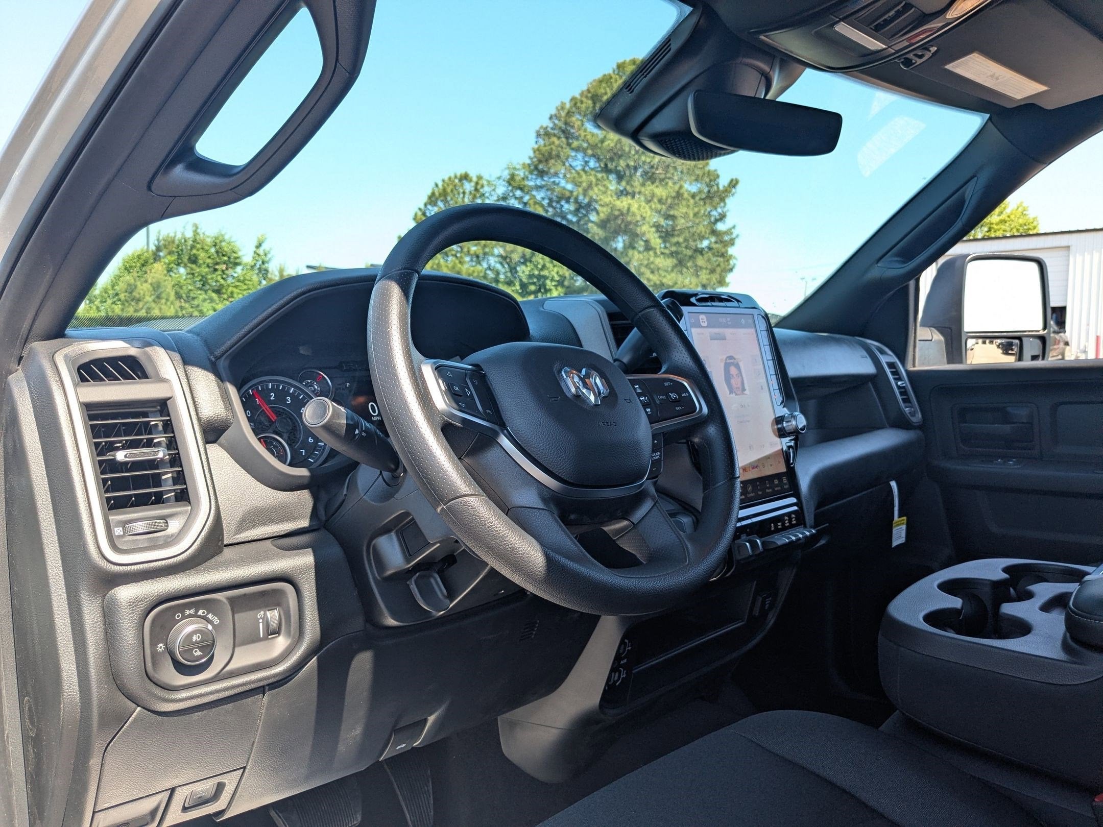 2026 RAM 2500 RAM 2500 BLACK EXPRESS CREW CAB 4X4 6'4' BOX