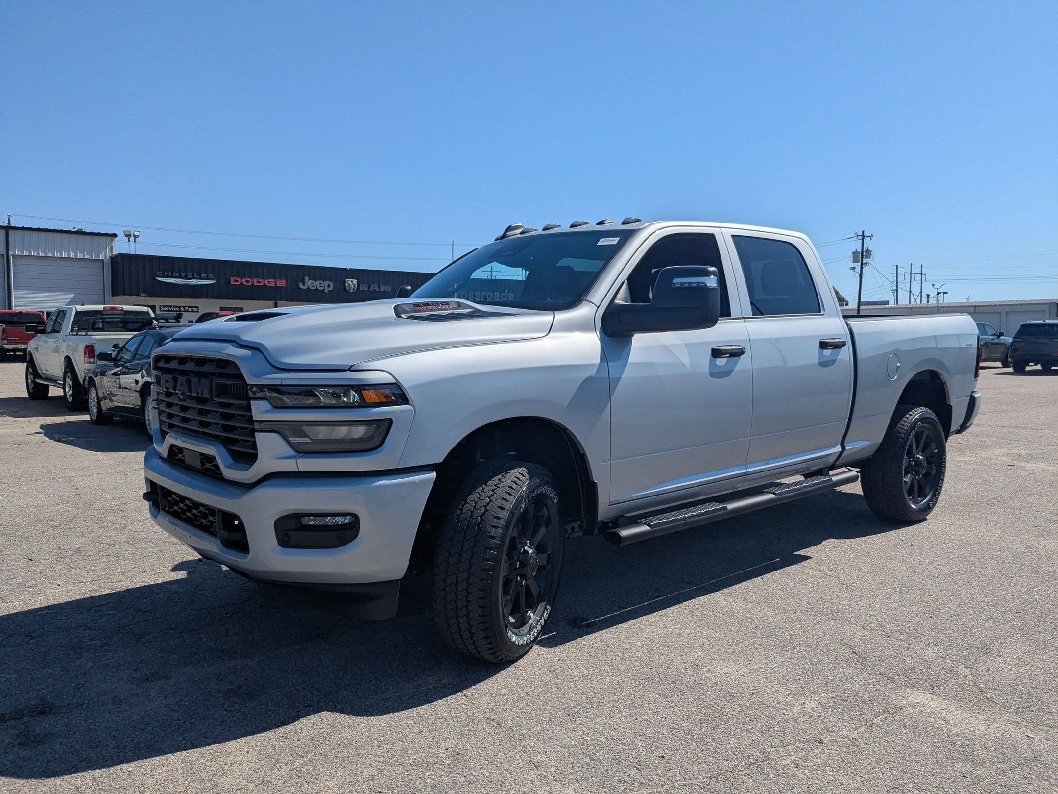 2026 RAM 2500 RAM 2500 BLACK EXPRESS CREW CAB 4X4 6'4' BOX