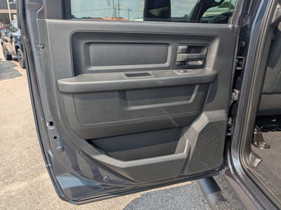 2026 RAM 2500 RAM 2500 BLACK EXPRESS CREW CAB 4X4 6'4' BOX