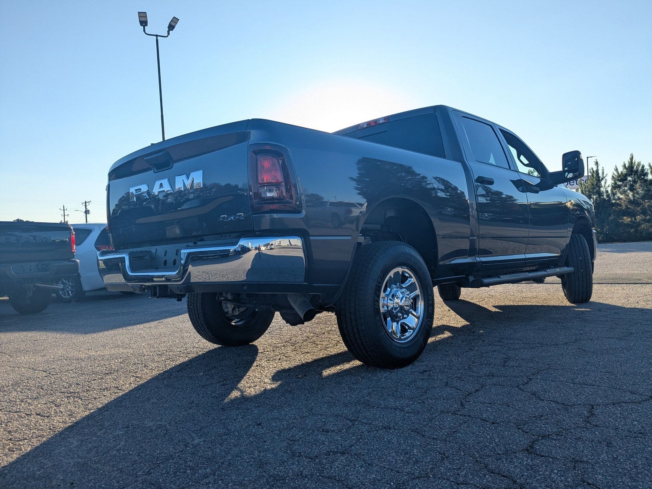 2026 RAM 2500 RAM 2500 TRADESMAN CREW CAB 4X4 6'4' BOX