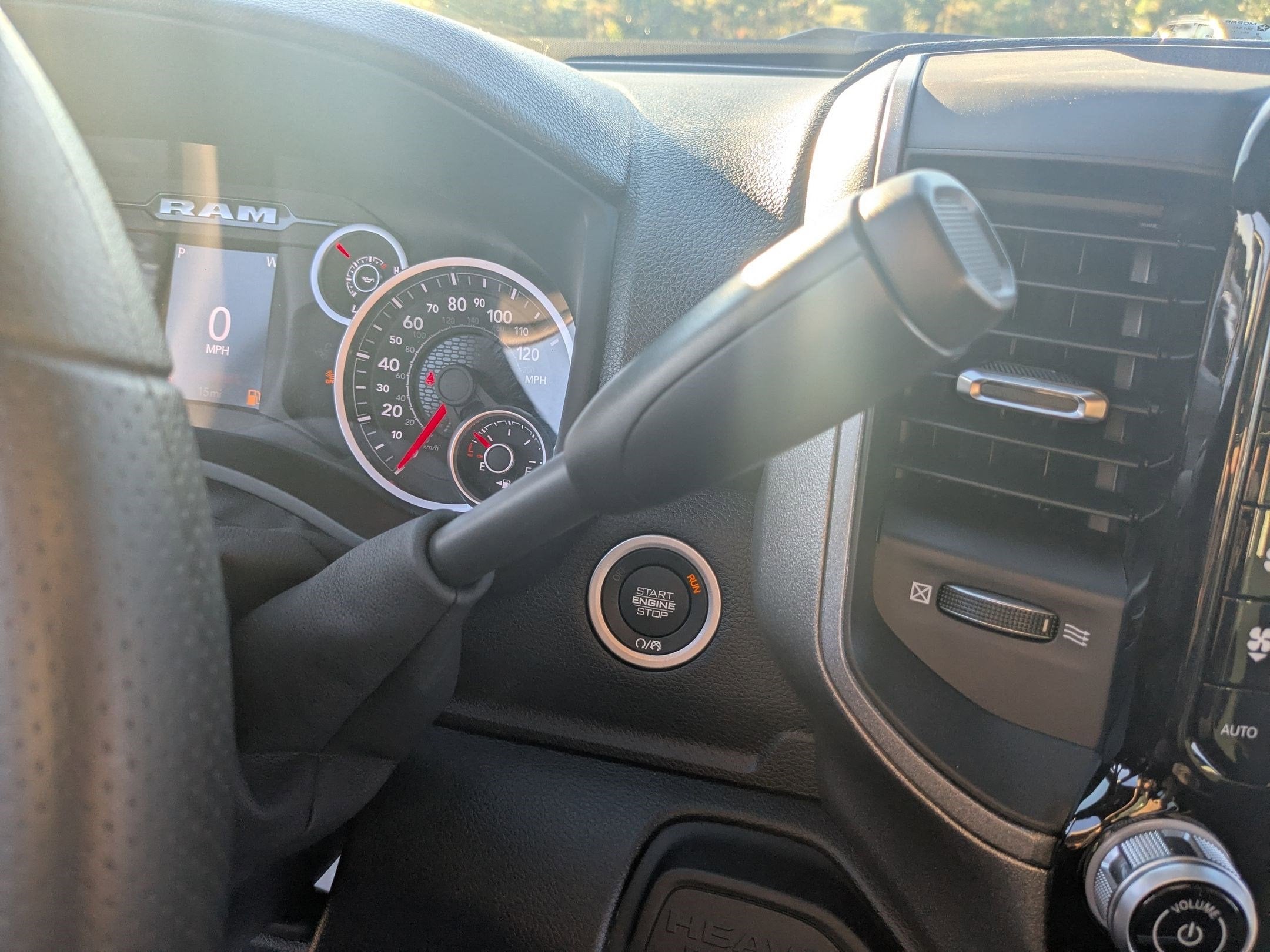 2026 RAM 2500 RAM 2500 TRADESMAN CREW CAB 4X4 6'4' BOX