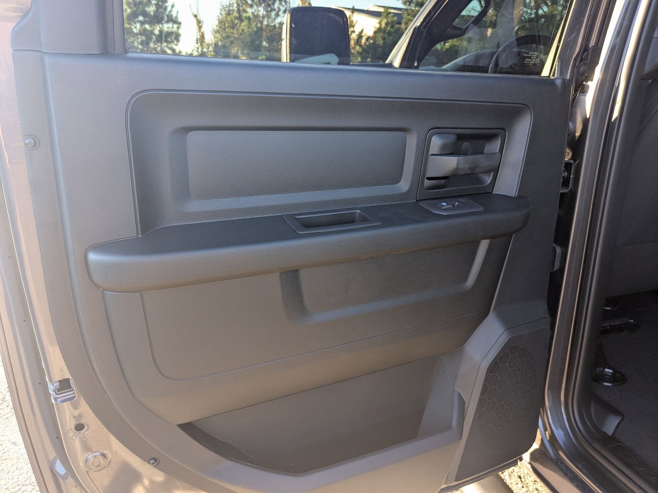 2026 RAM 2500 RAM 2500 TRADESMAN CREW CAB 4X4 6'4' BOX