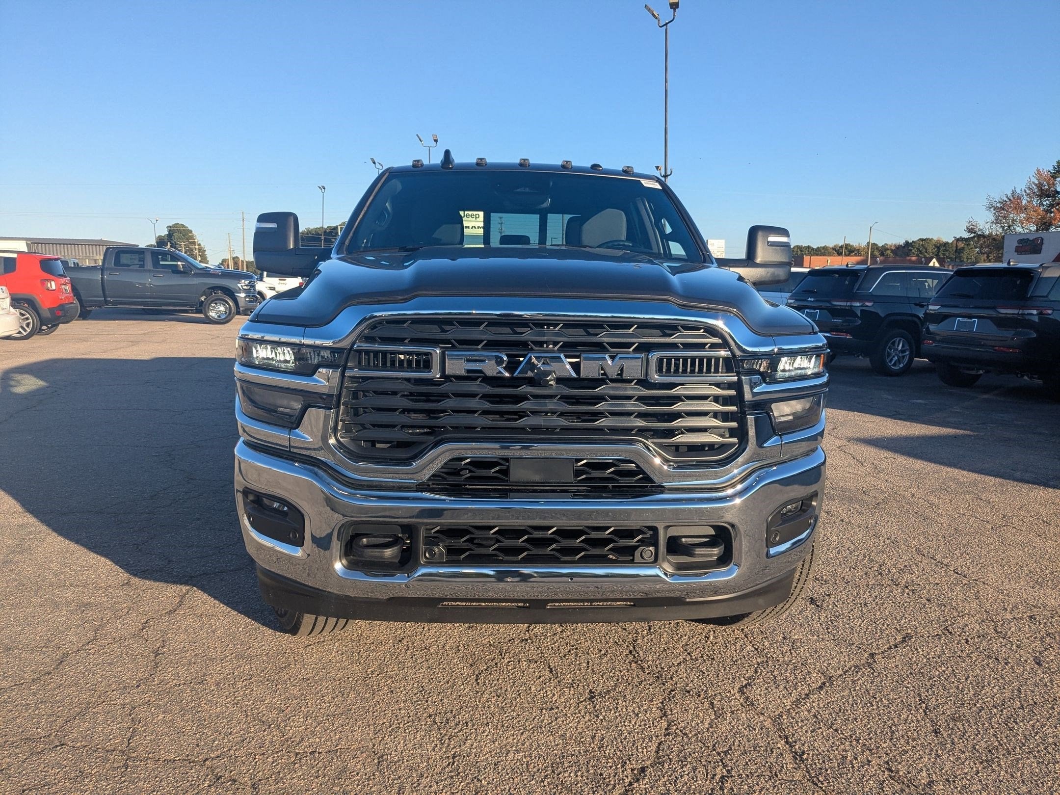 2026 RAM 2500 RAM 2500 TRADESMAN CREW CAB 4X4 6'4' BOX