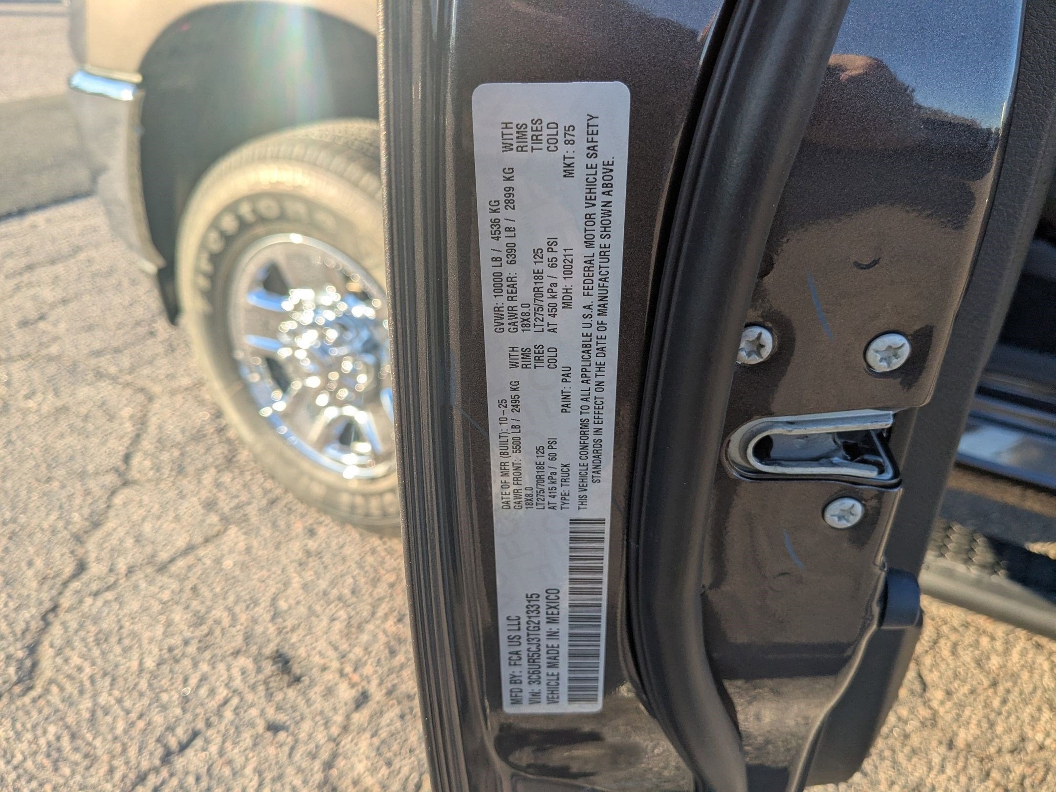 2026 RAM 2500 RAM 2500 TRADESMAN CREW CAB 4X4 6'4' BOX