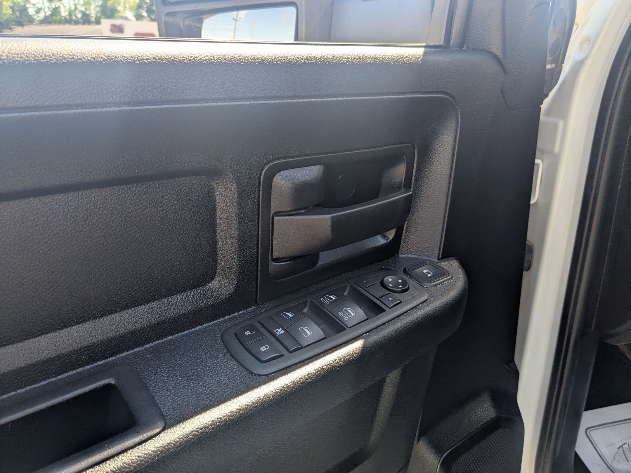 2024 RAM 2500 Tradesman Crew Cab 4x4 6'4' Box