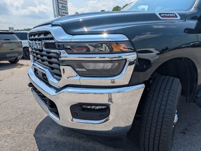 2026 RAM 2500 RAM 2500 TRADESMAN CREW CAB 4X4 6'4' BOX